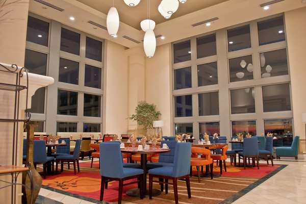 Restaurant - Hilton Garden Inn Philadelphia City Center