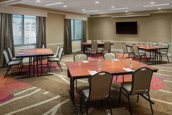  - Hilton Garden Inn Philadelphia City Center