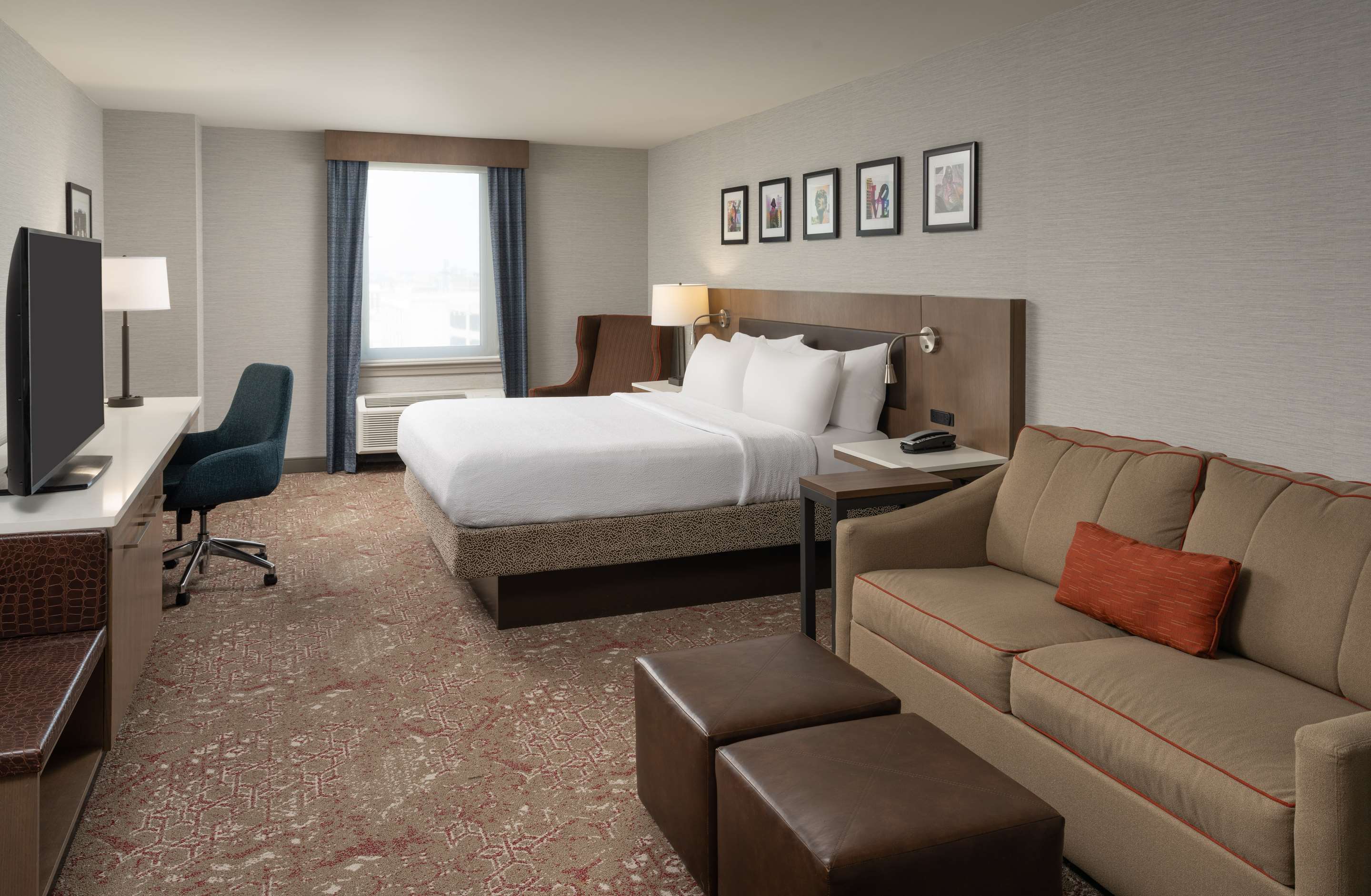 Guest room