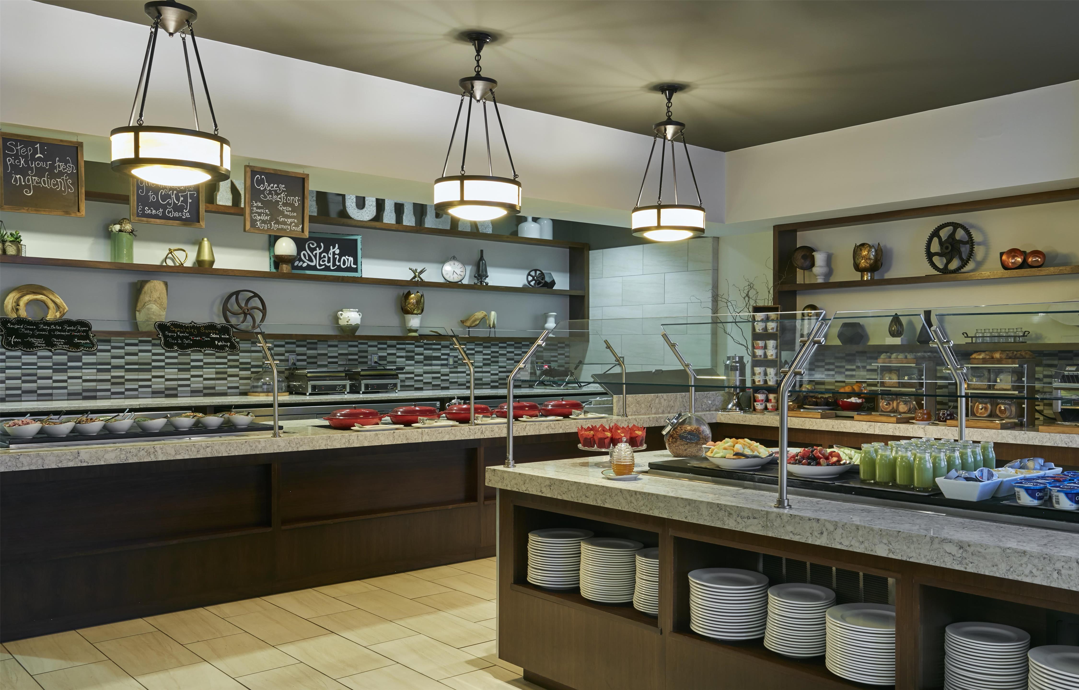 Restaurant | The Inn at Penn, A Hilton Hotel