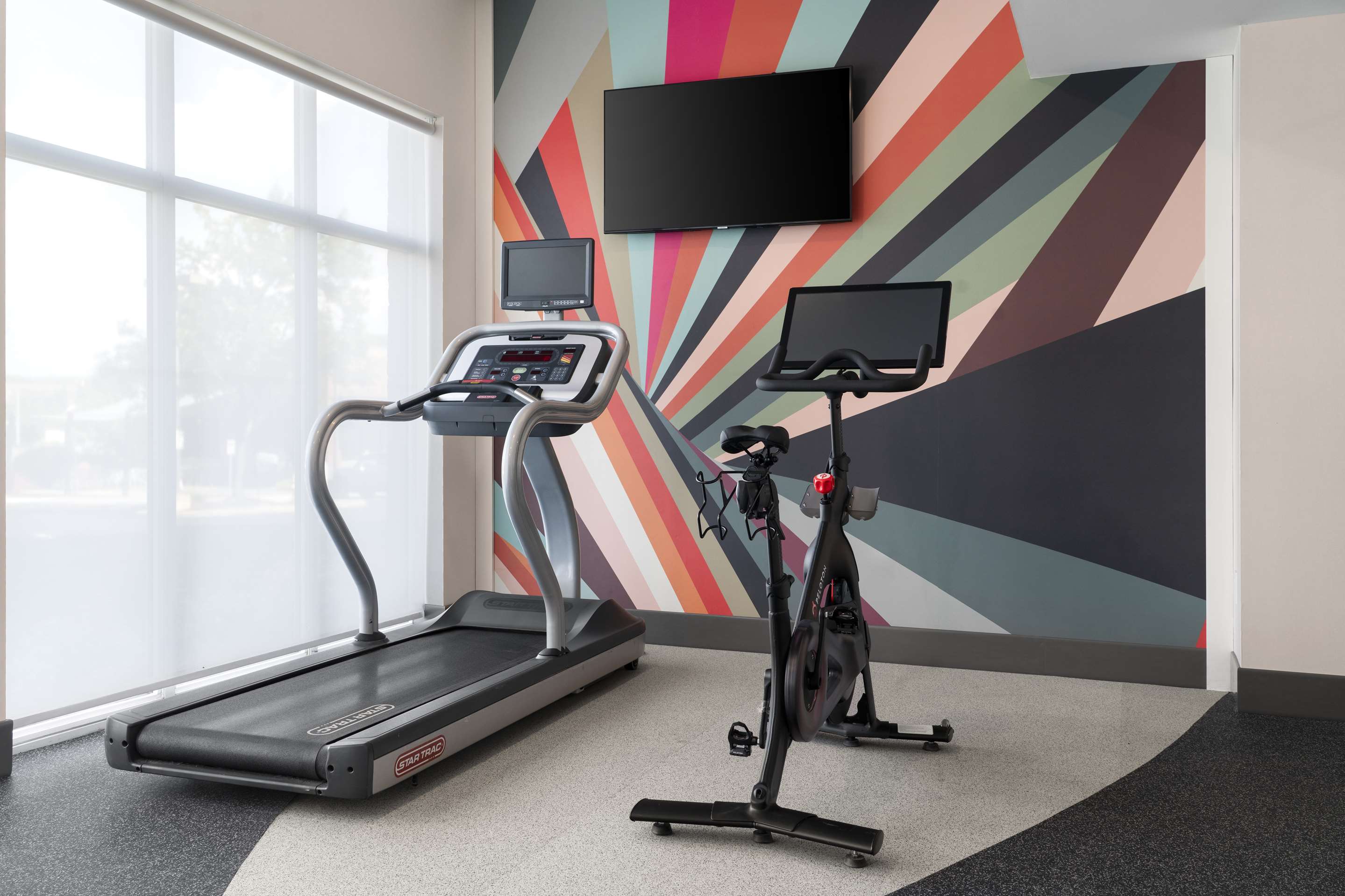 Health club fitness center gym | Hilton Garden Inn Kennett Square