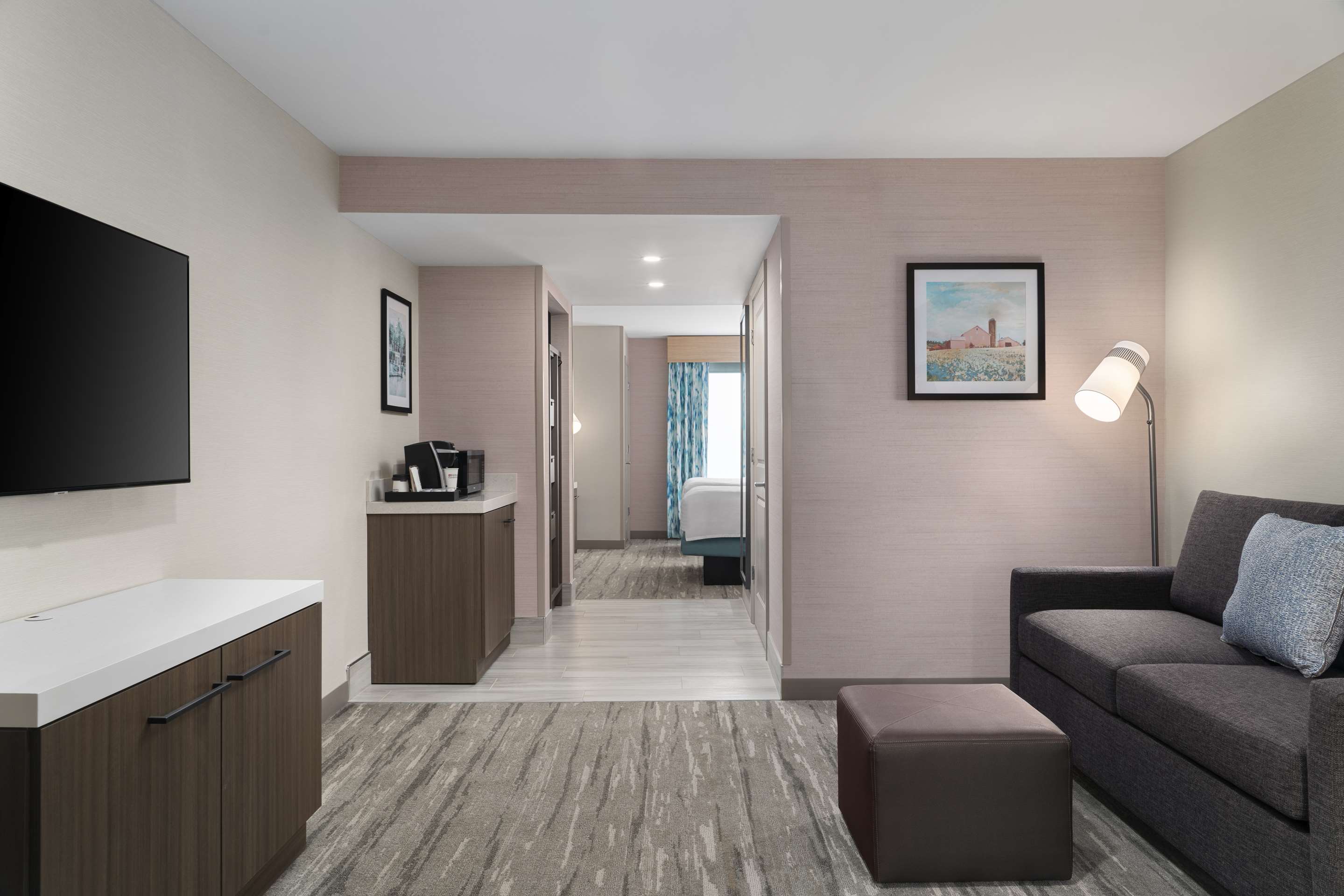 Guest room