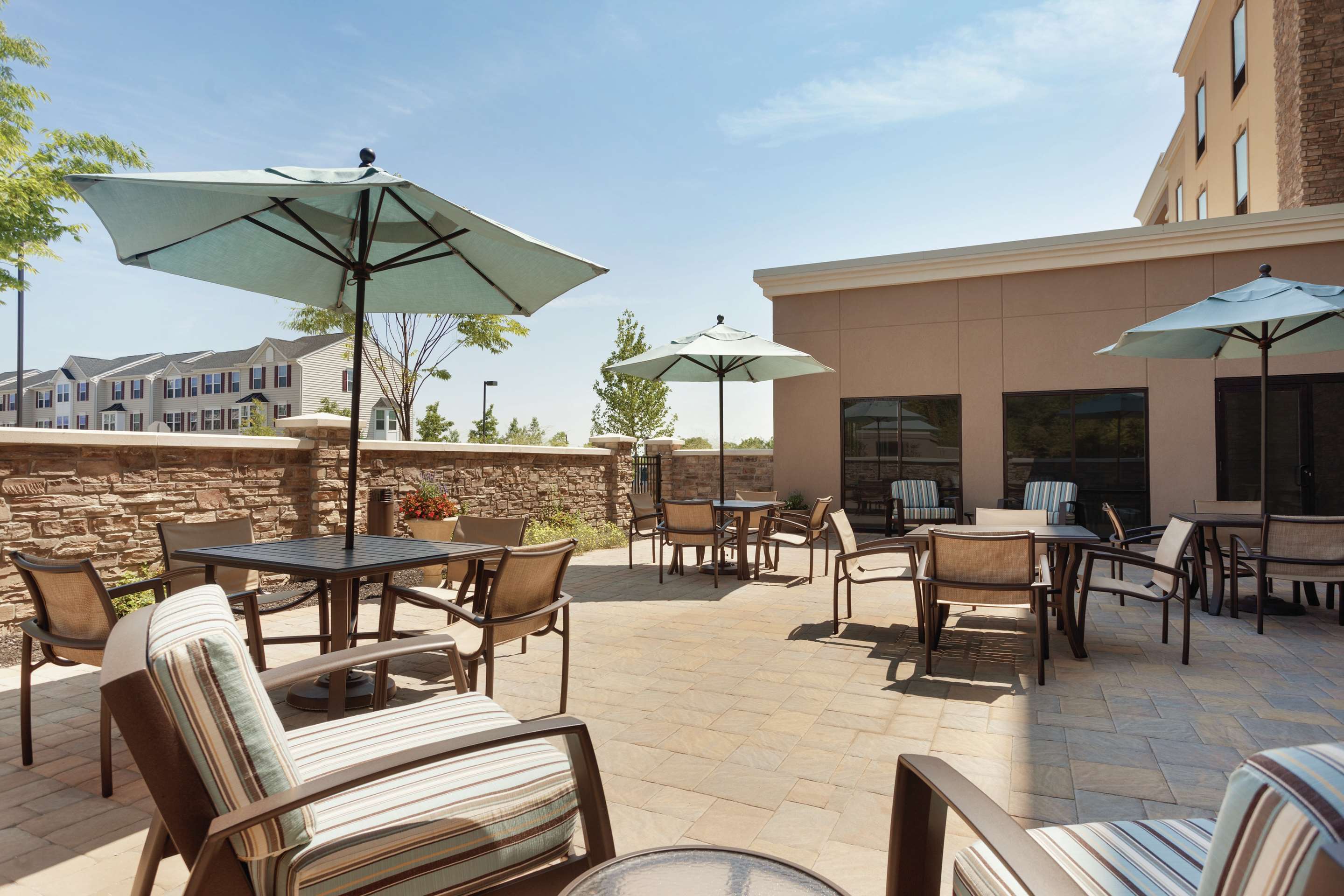 Exterior | Hampton Inn & Suites Philadelphia Montgomeryville