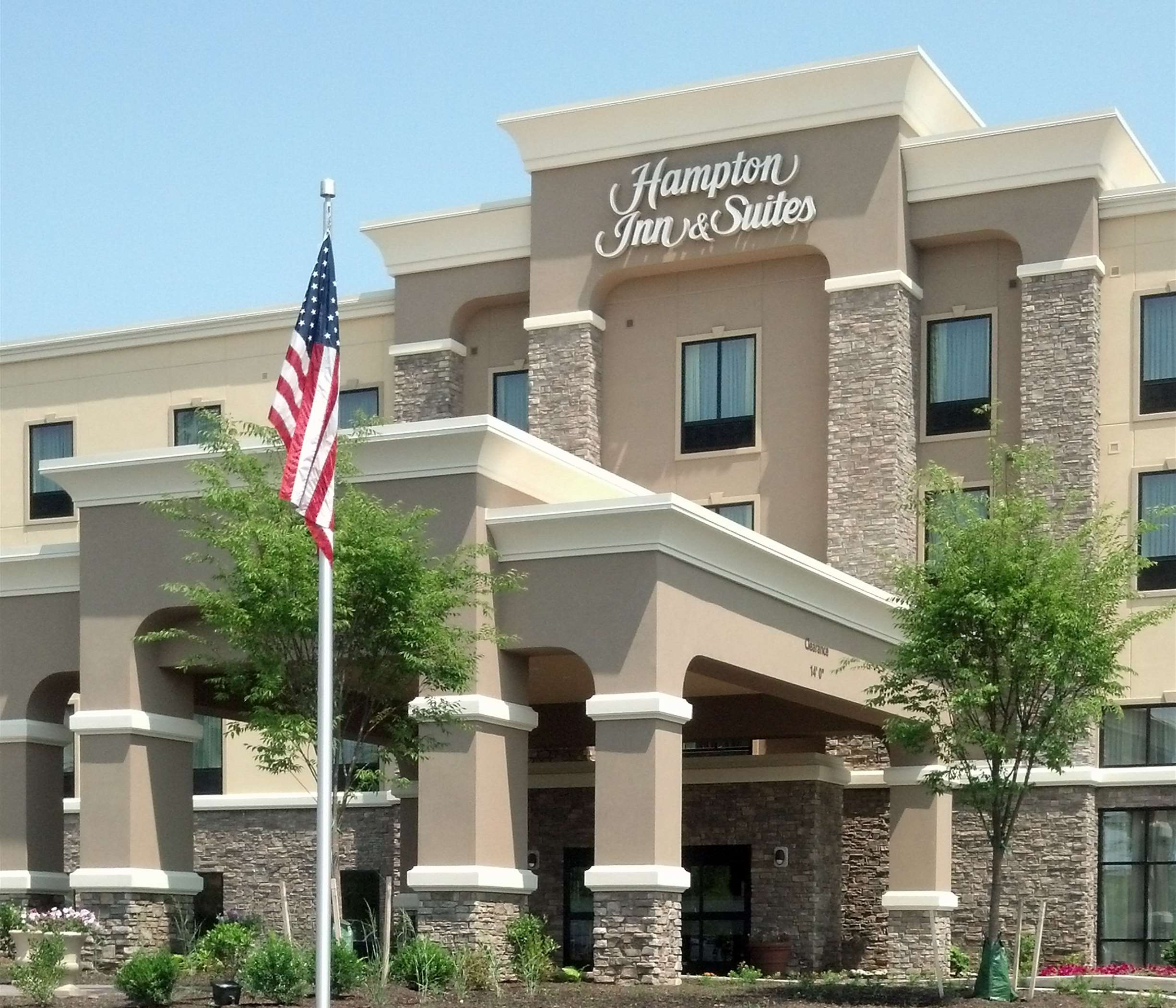 Exterior | Hampton Inn & Suites Philadelphia Montgomeryville