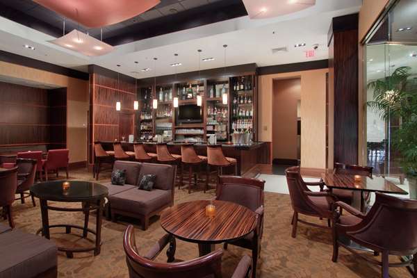Bar - Hilton Hotel Philadelphia City Avenue - I-76, Exit 339