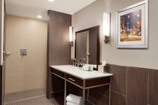  - Hilton Hotel Philadelphia City Avenue - I-76, Exit 339