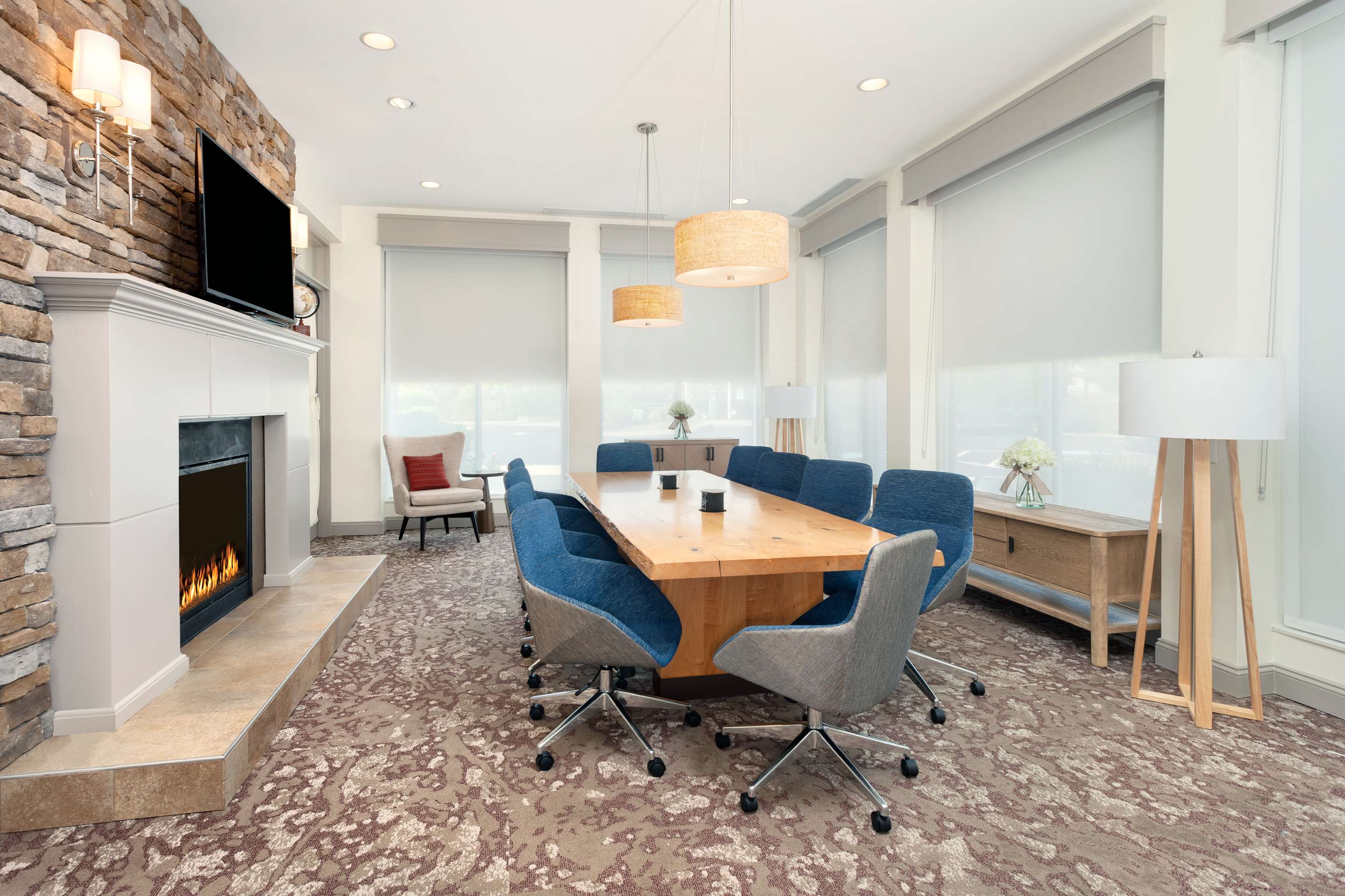 Lobby | Hilton Garden Inn Valley Forge/Oaks