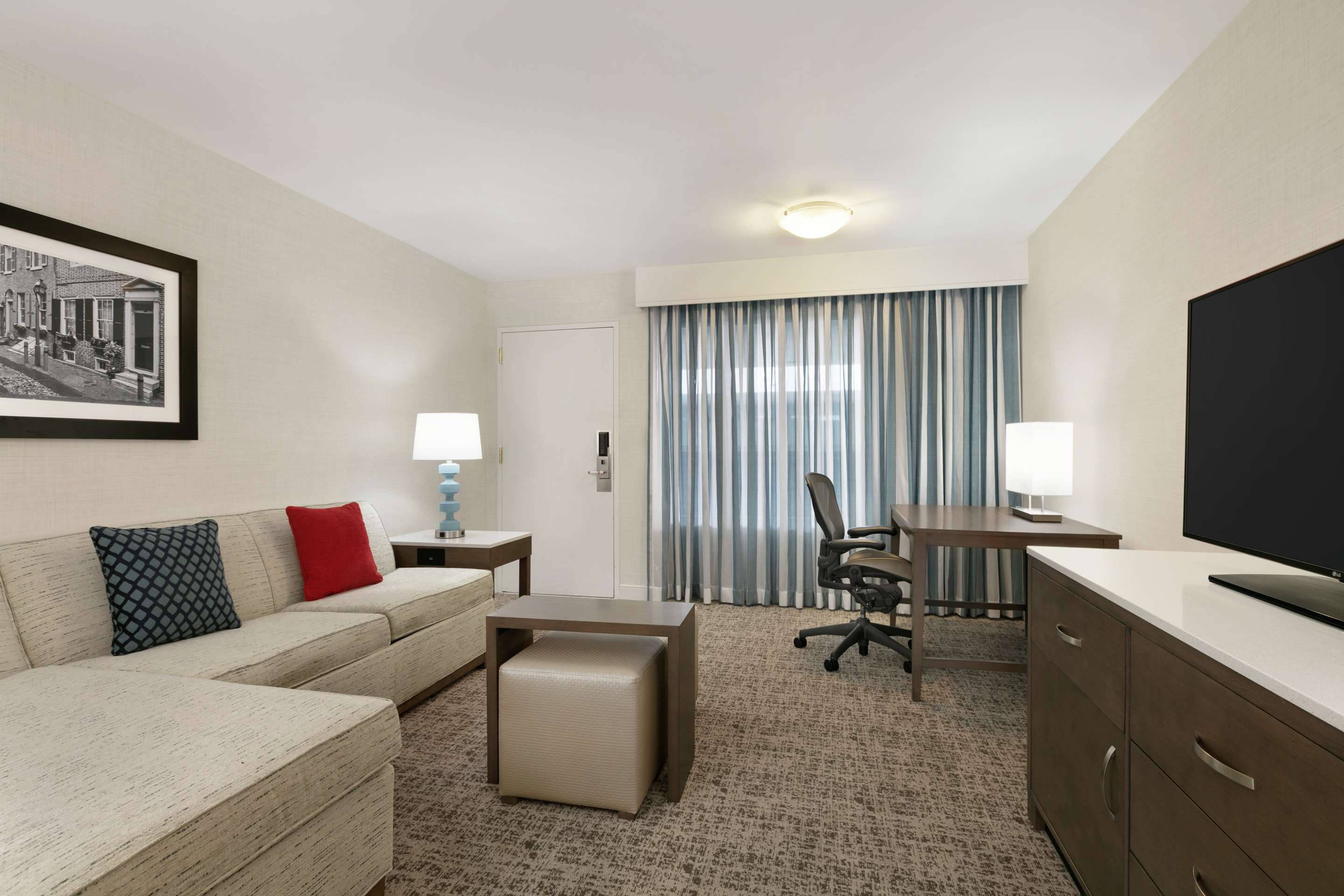 Guest room