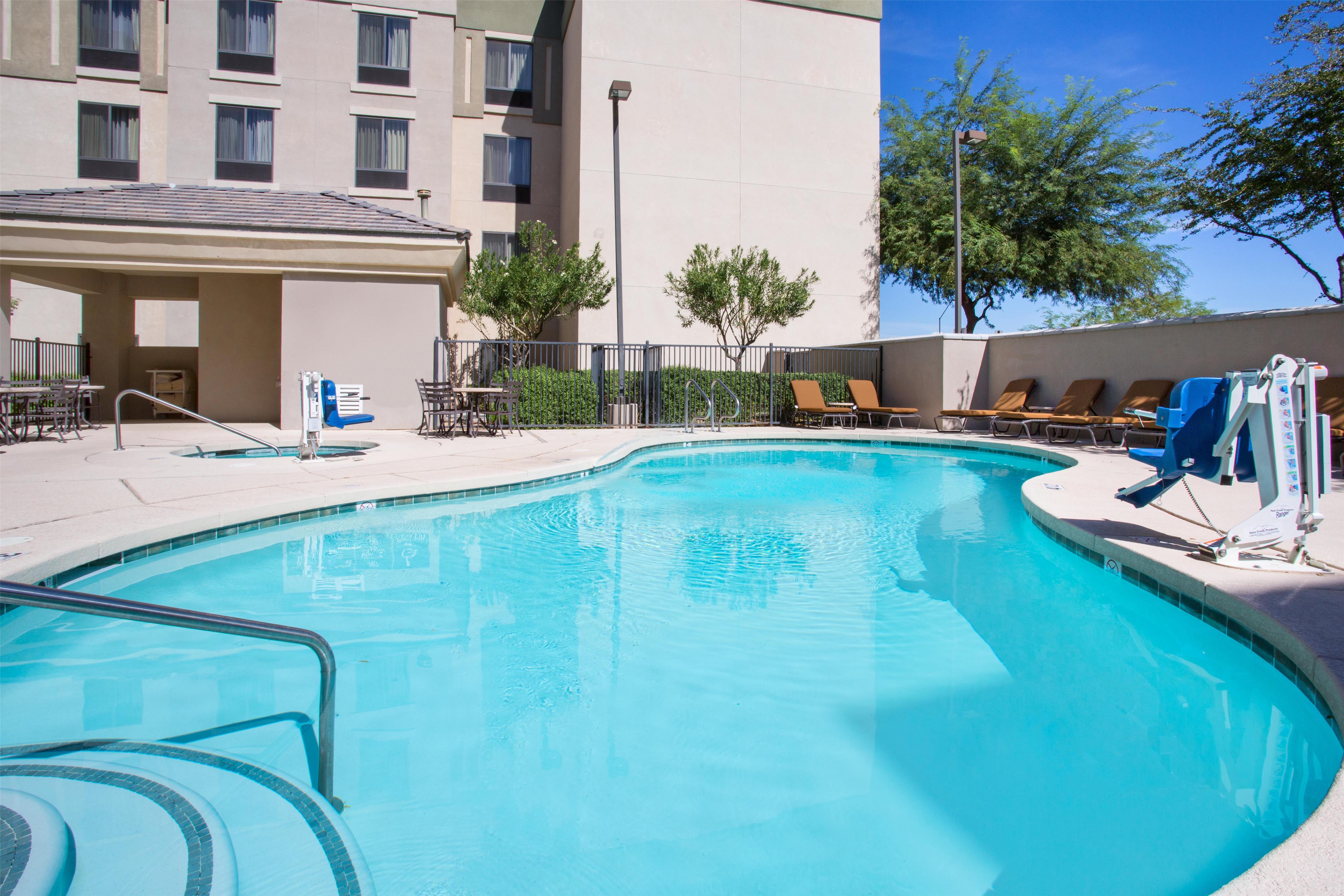 Pool | Homewood Suites Phoenix Avondale