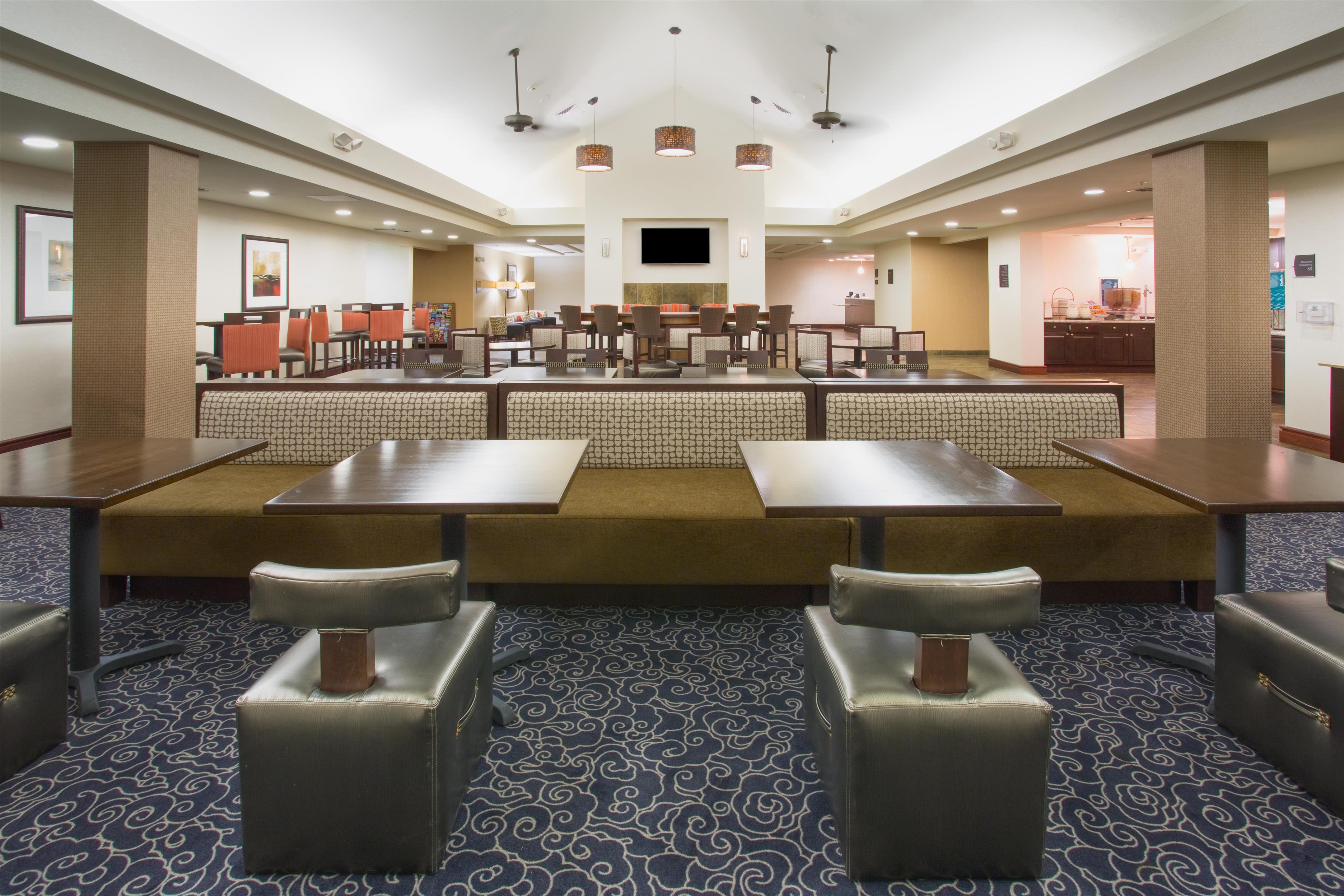 Restaurant | Homewood Suites Phoenix Avondale