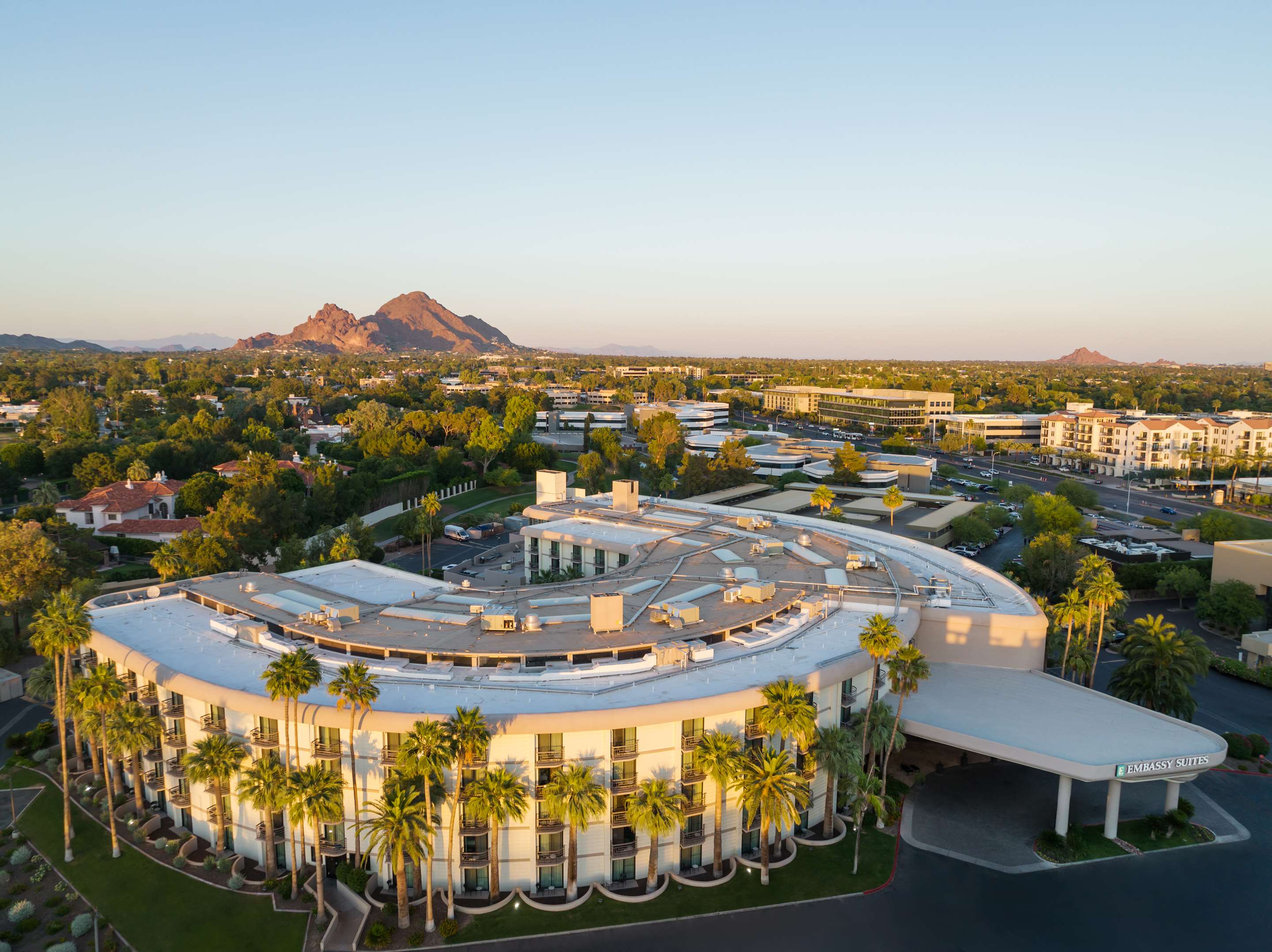 Exterior | Embassy Suites by Hilton Phoenix Biltmore