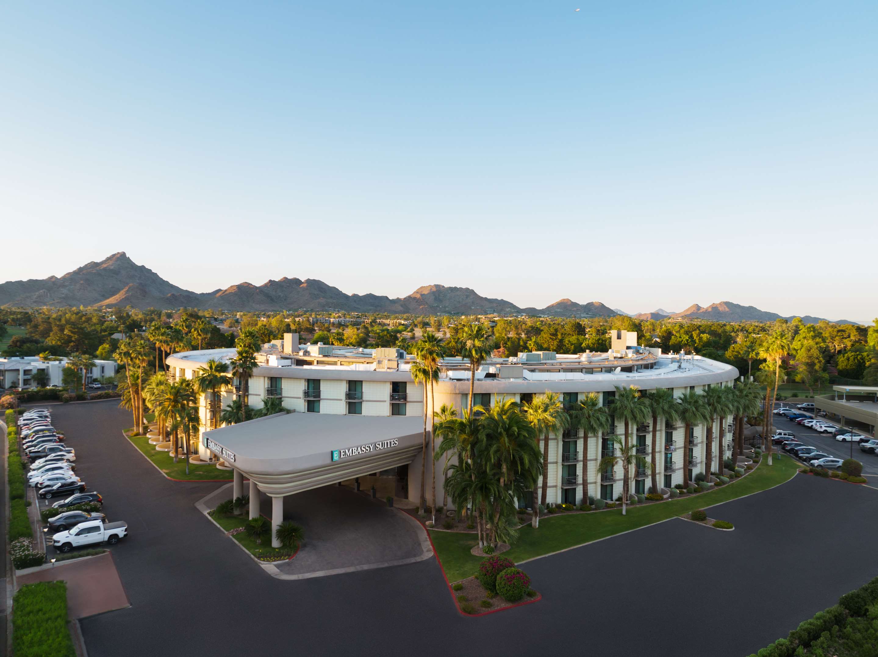 Exterior | Embassy Suites by Hilton Phoenix Biltmore