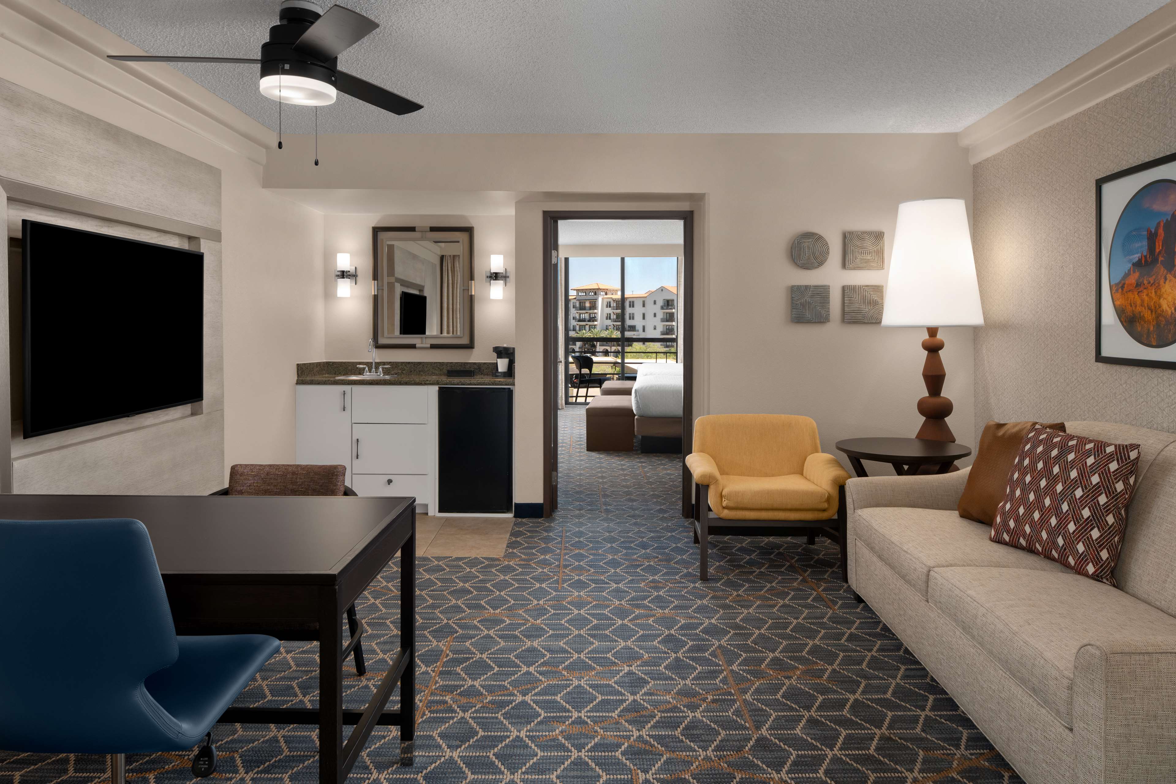 Embassy Suites Phoenix - Biltmore Room Type - 2 QUEEN BEDS 2 ROOM SUITE Embassy Suites Phoenix - Biltmore Room Type - 2 QUEEN BEDS 2 ROOM SUITE