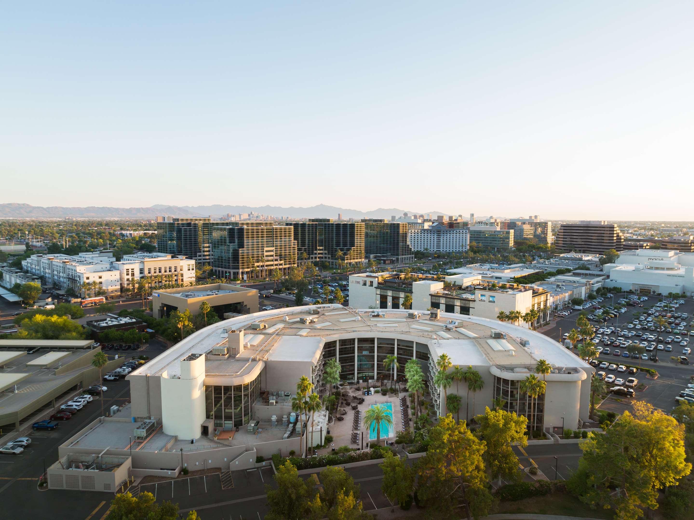 Exterior | Embassy Suites by Hilton Phoenix Biltmore