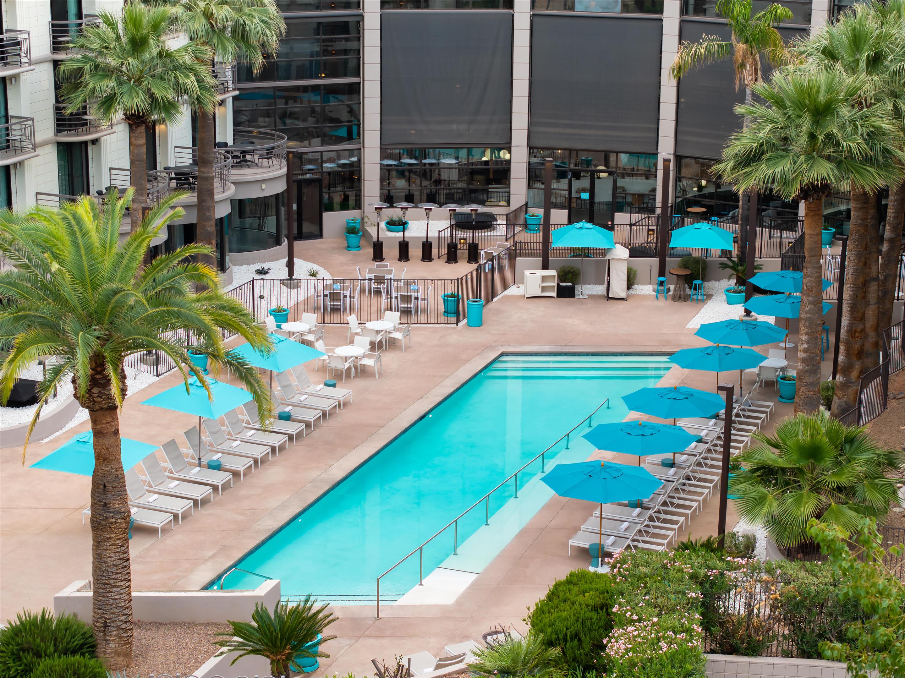 Pool | Embassy Suites by Hilton Phoenix Biltmore
