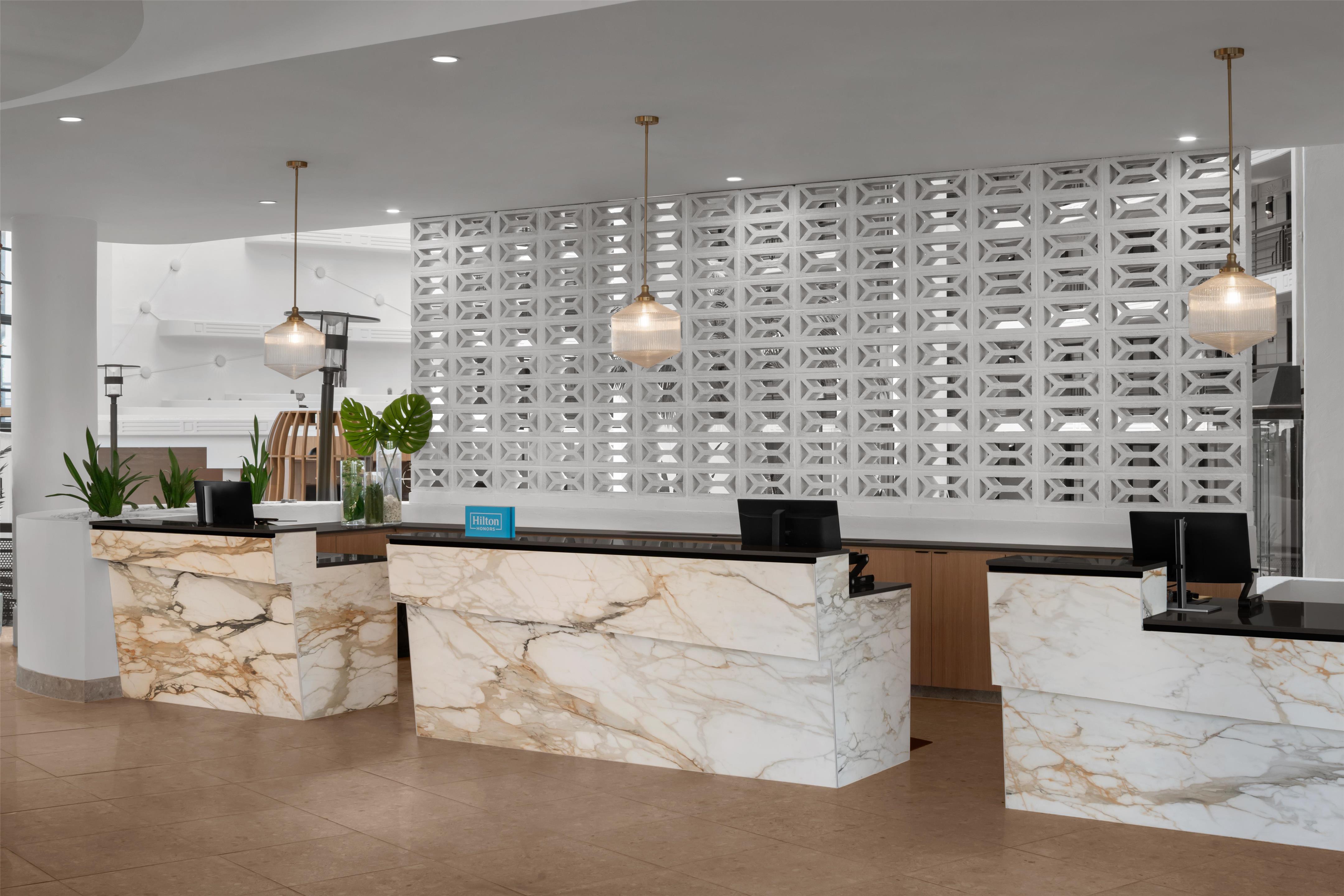 Reception | Embassy Suites by Hilton Phoenix Biltmore
