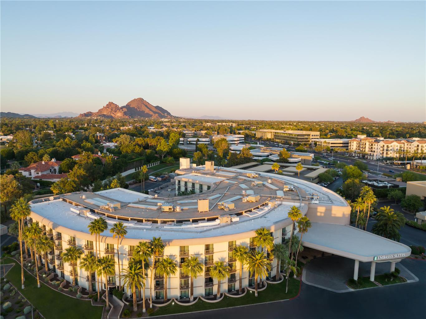 Embassy Suites Phoenix  Biltmore