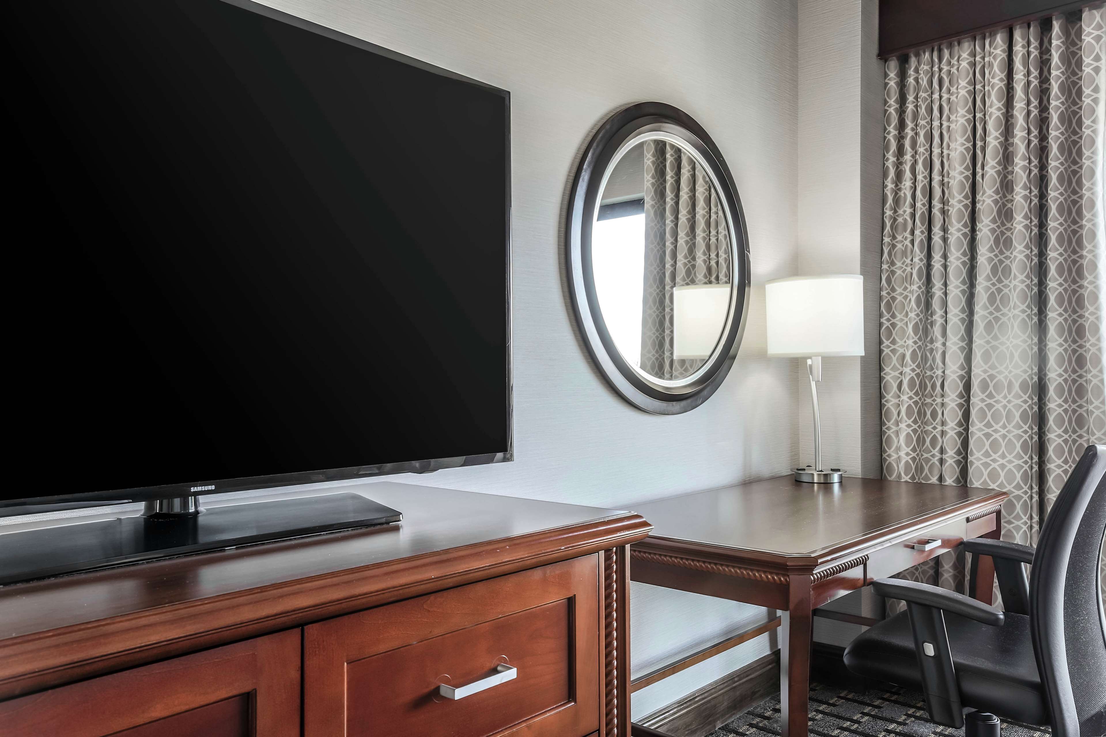 Hilton Phoenix Chandler Room Type - 2 QUEEN BEDS WITH BALCONY