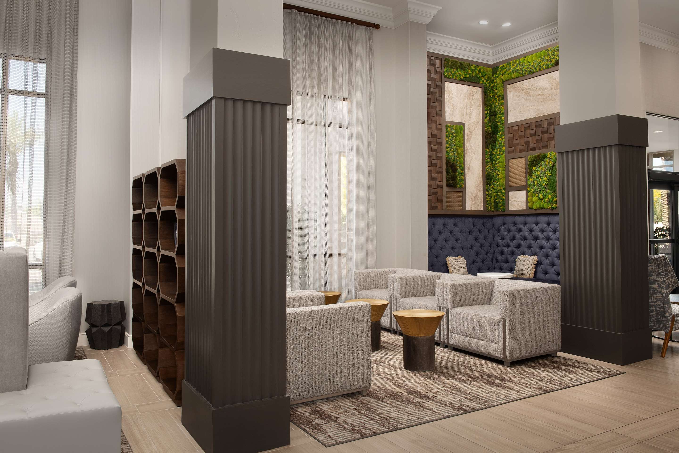Lobby | Hilton Phoenix Chandler