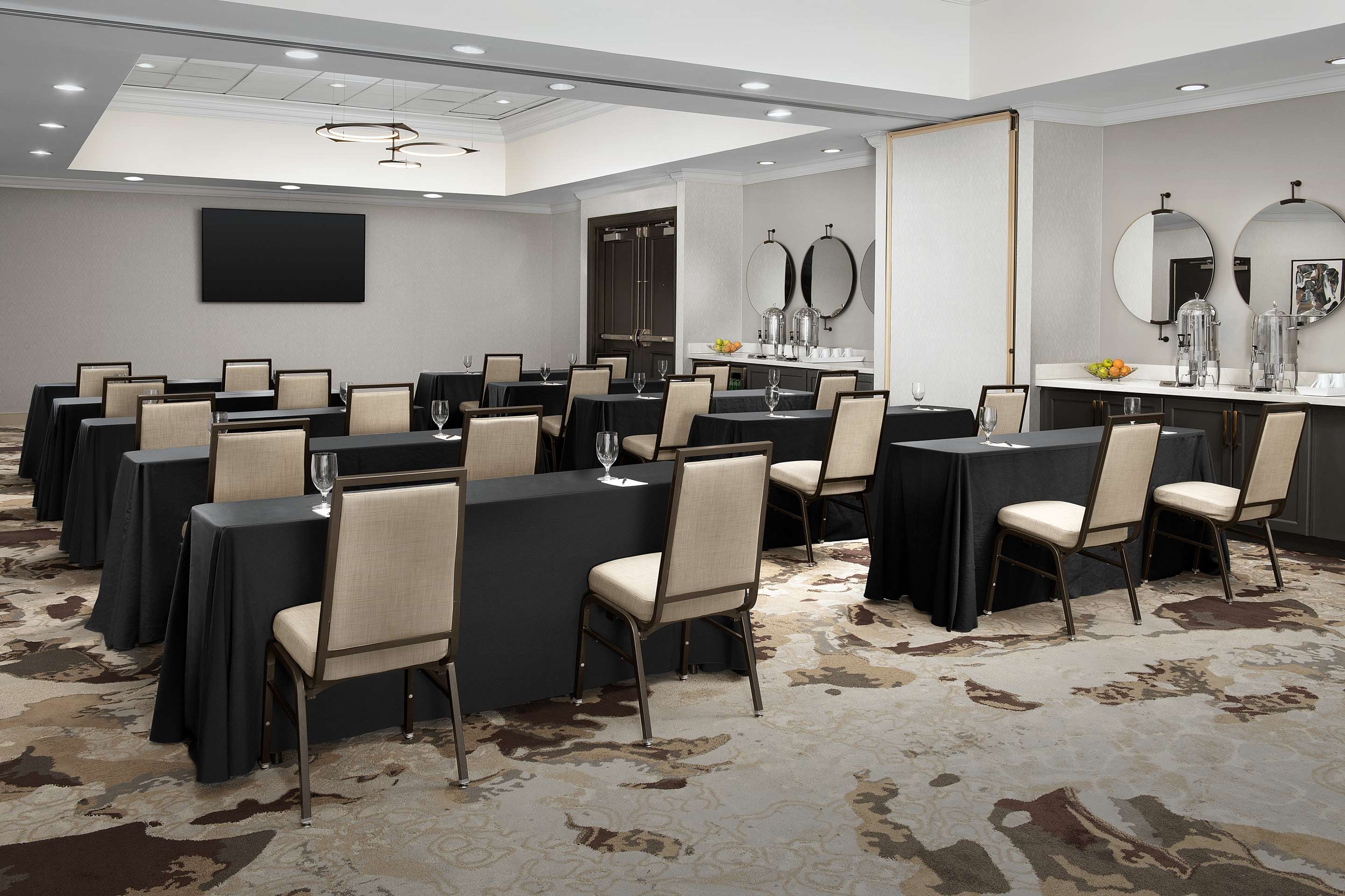 Meeting Room | Hilton Phoenix Chandler