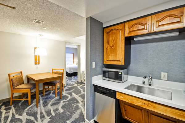  - Homewood Suites by Hilton Biltmore Phoenix - I-10, Exit 147
