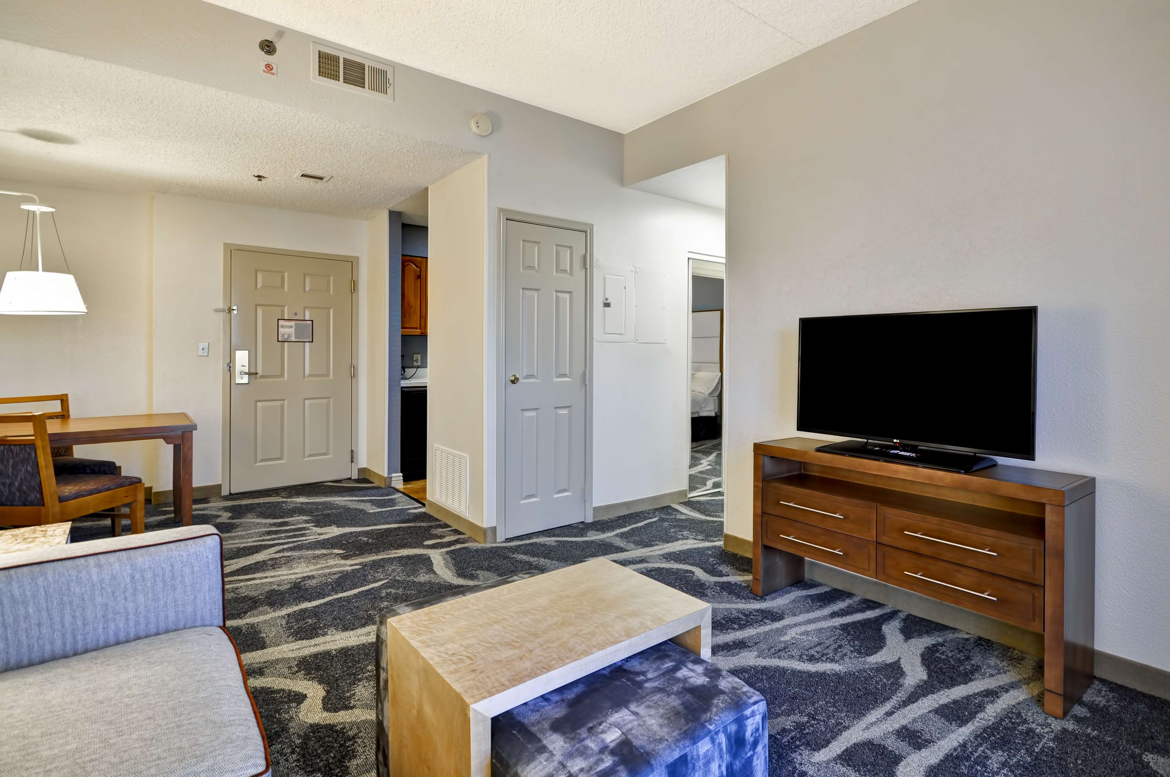 Homewood Suites by Hilton Phoenix-Biltmore Room Type - 1 KING 1 BDRM STE NONSMOK