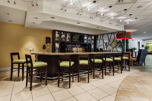 Bar - Hilton Garden Inn Midtown Phoenix - I-10, Exit 144