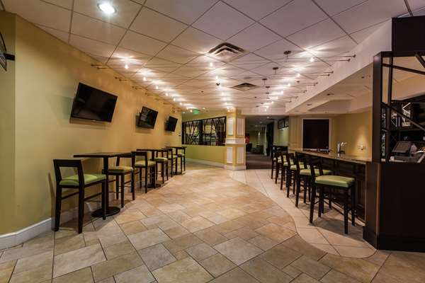Bar - Hilton Garden Inn Midtown Phoenix - I-10, Exit 144