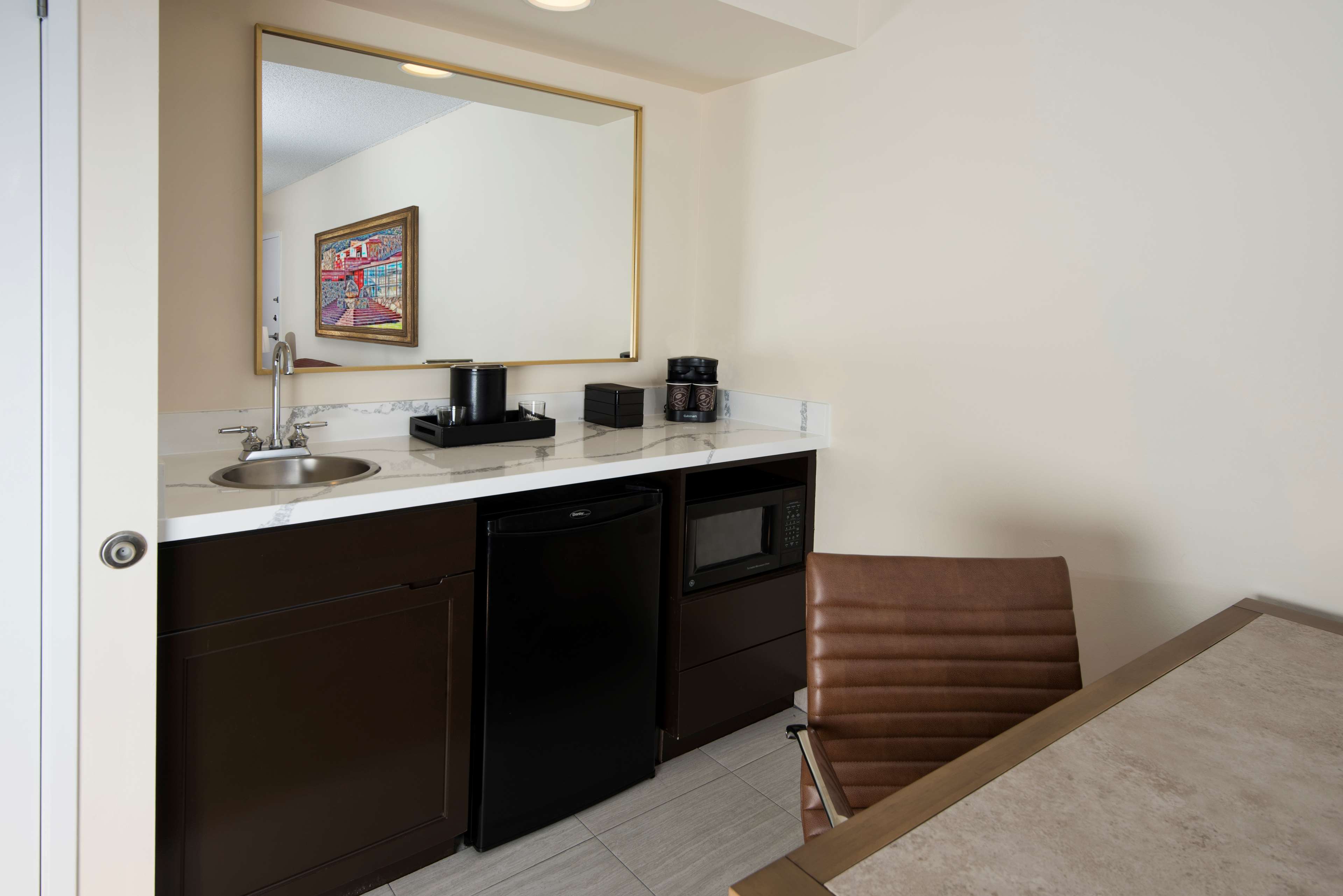 Embassy Suites Phoenix - Scottsdale Room Type - 2 DOUBLE BEDS NONSMOKING