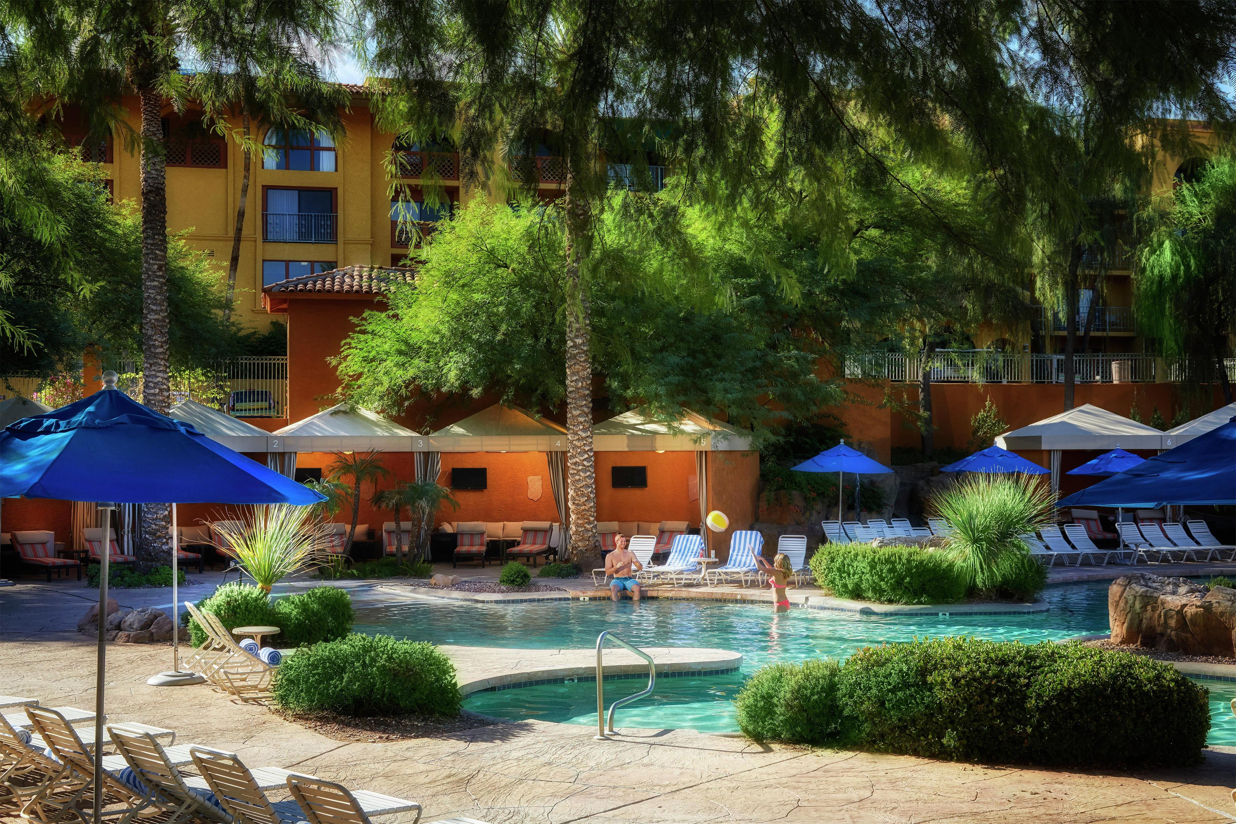 Pool | Hilton Phoenix Tapatio Cliffs Resort
