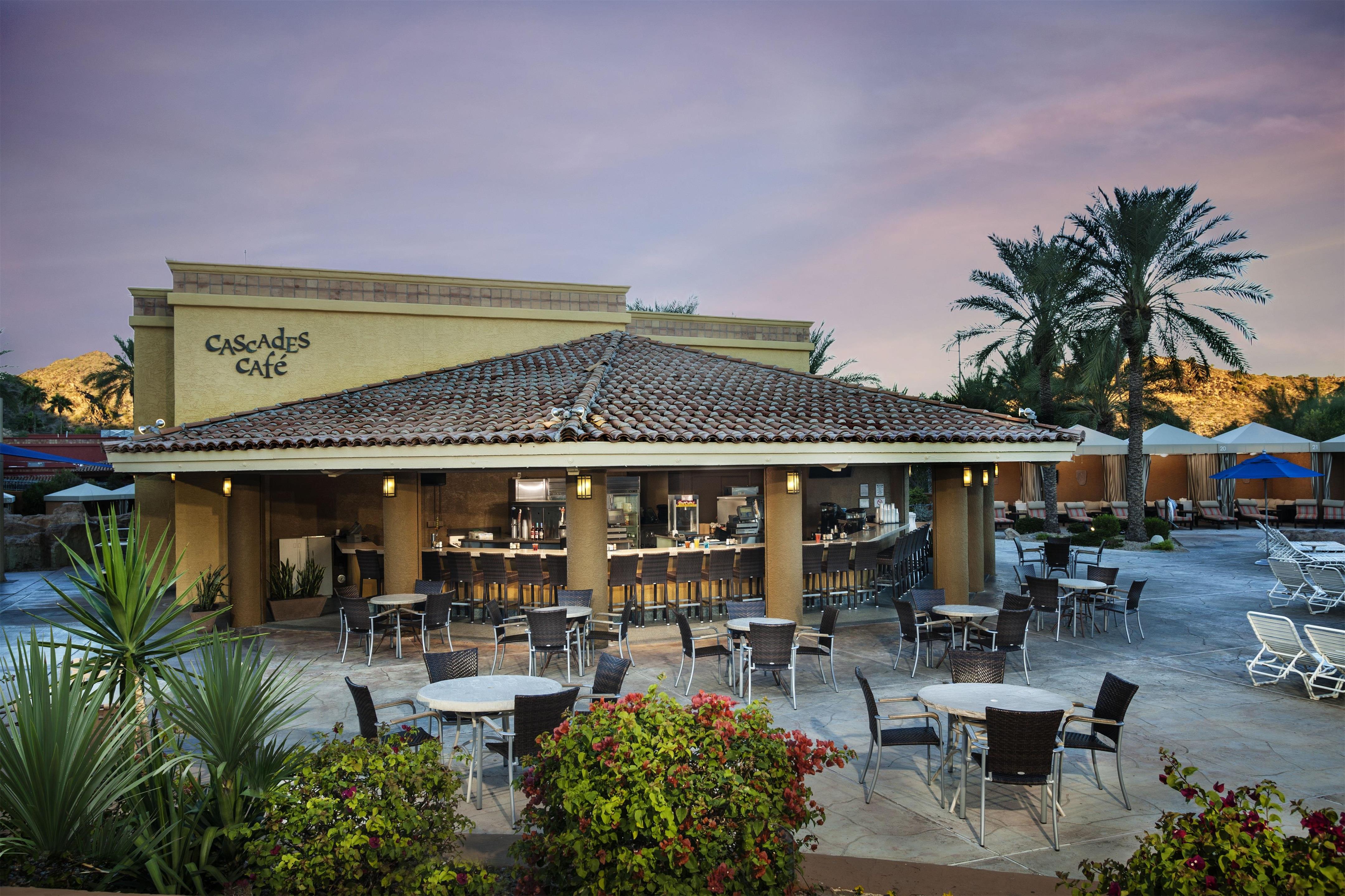 Restaurant | Hilton Phoenix Tapatio Cliffs Resort