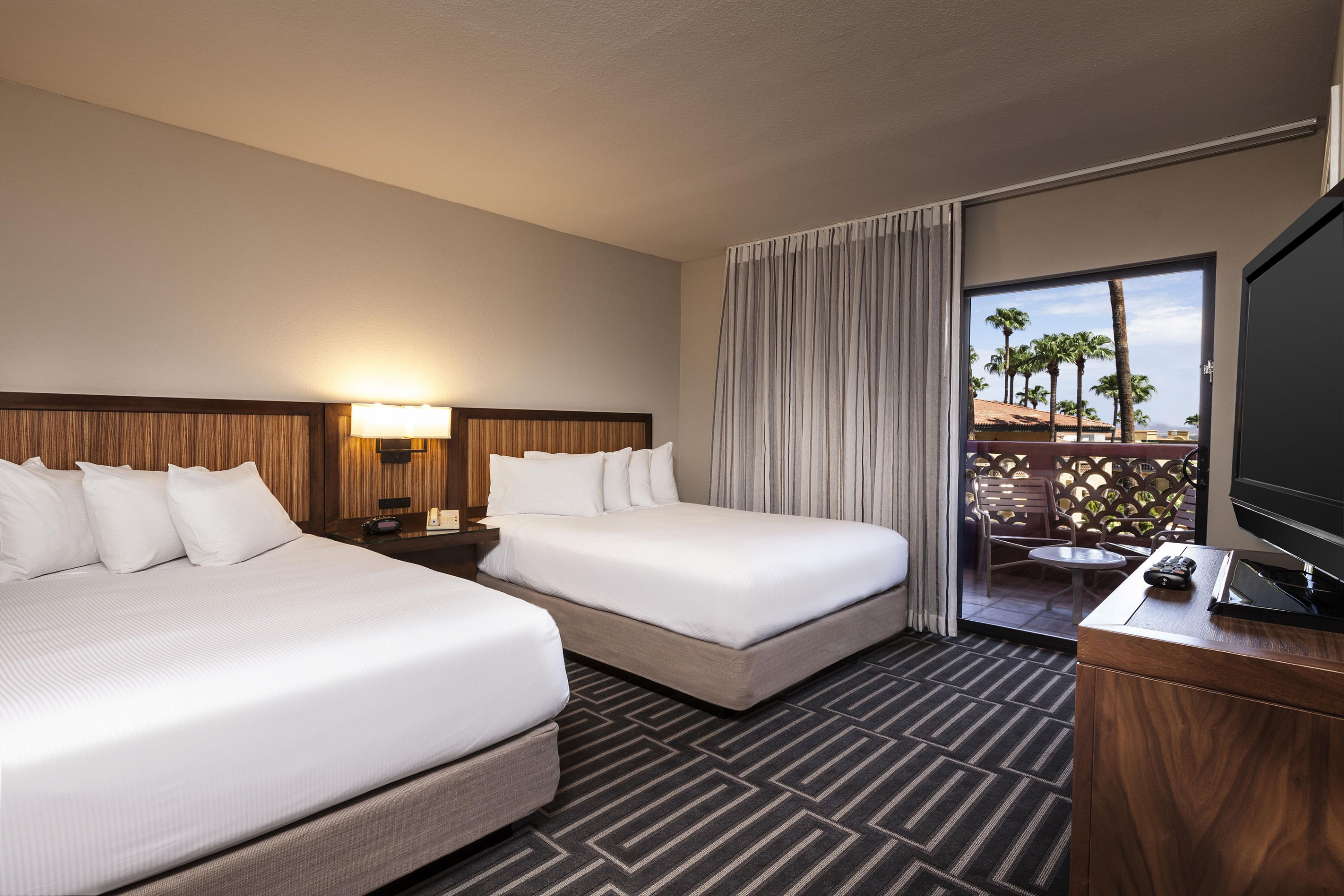 Pointe Hilton Tapatio Cliffs Resort Room Type - 2QN 1BD STE FALLS LOCATION