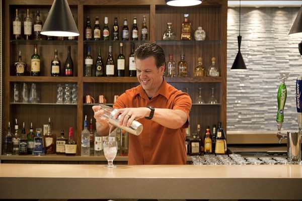 Restaurant - Embassy Suites Tempe