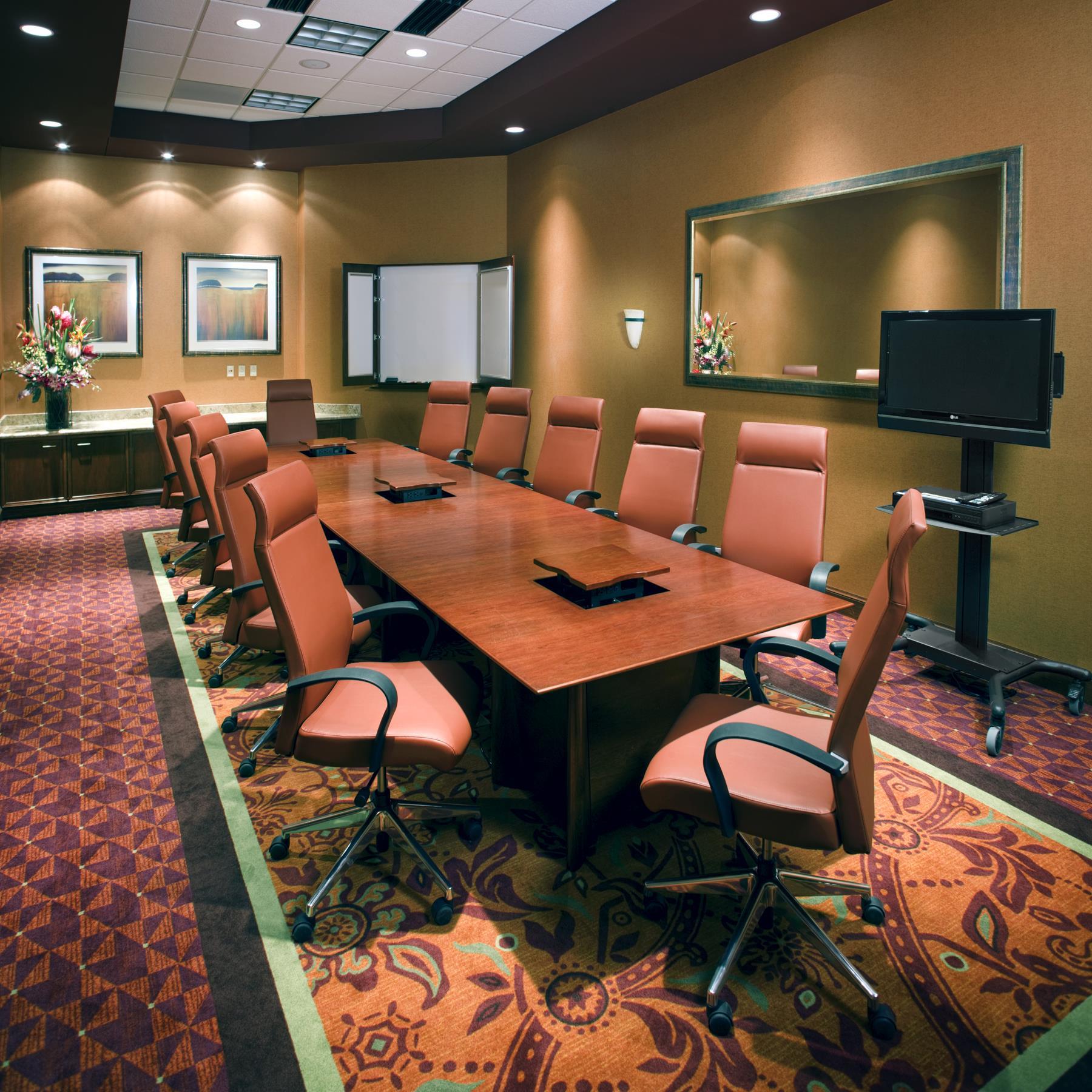 Meeting Room | Embassy Suites by Hilton E Peoria Riverfront Conf Center