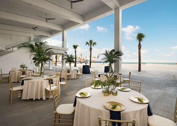 Restaurant - Hilton Clearwater Beach Resort & Spa
