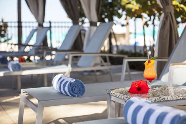 Pool - Hilton Clearwater Beach Resort & Spa