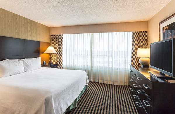  - Embassy Suites Piscataway - I-287, Exit 9