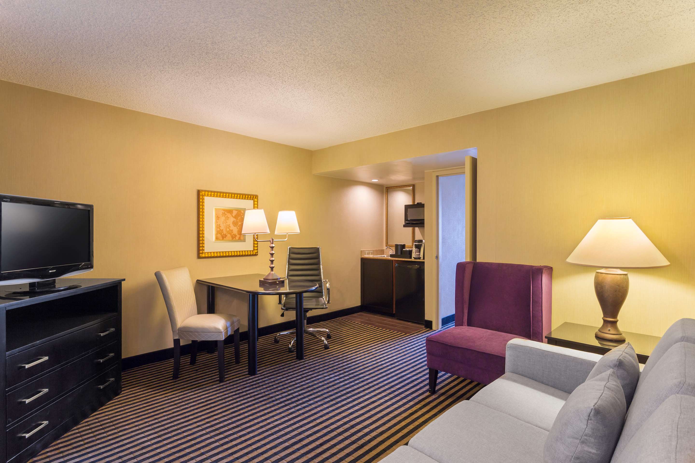 Guest room