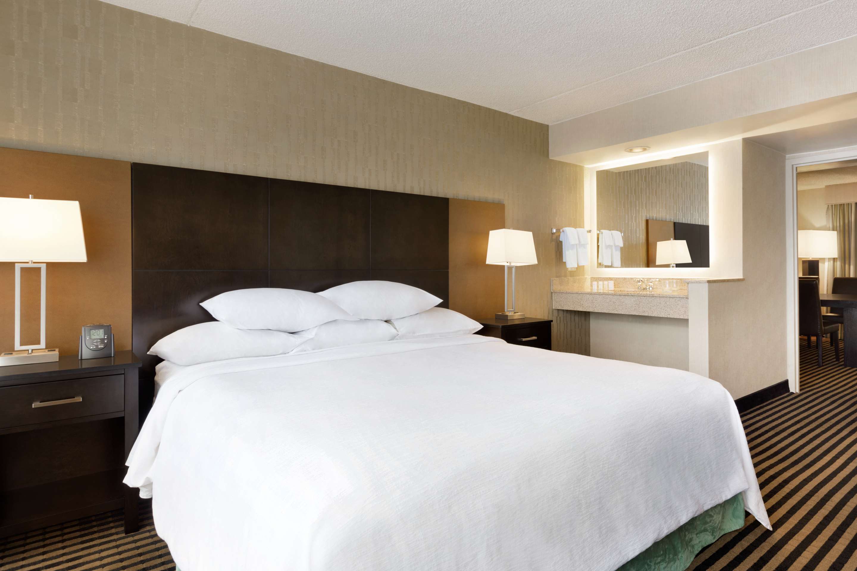 Guest room