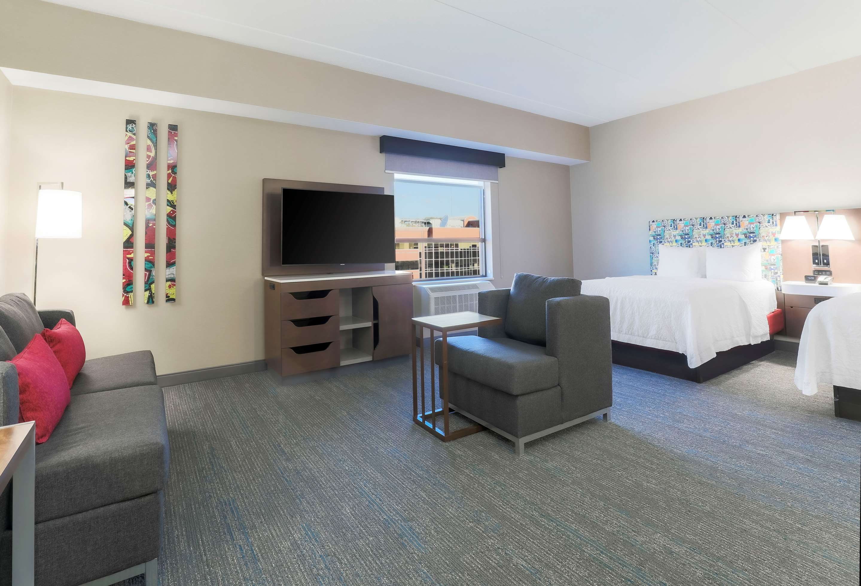 Guest room