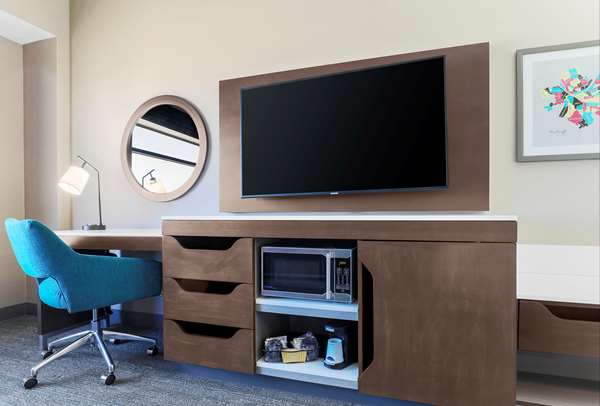  - Hampton Inn & Suites Downtown Pittsburgh