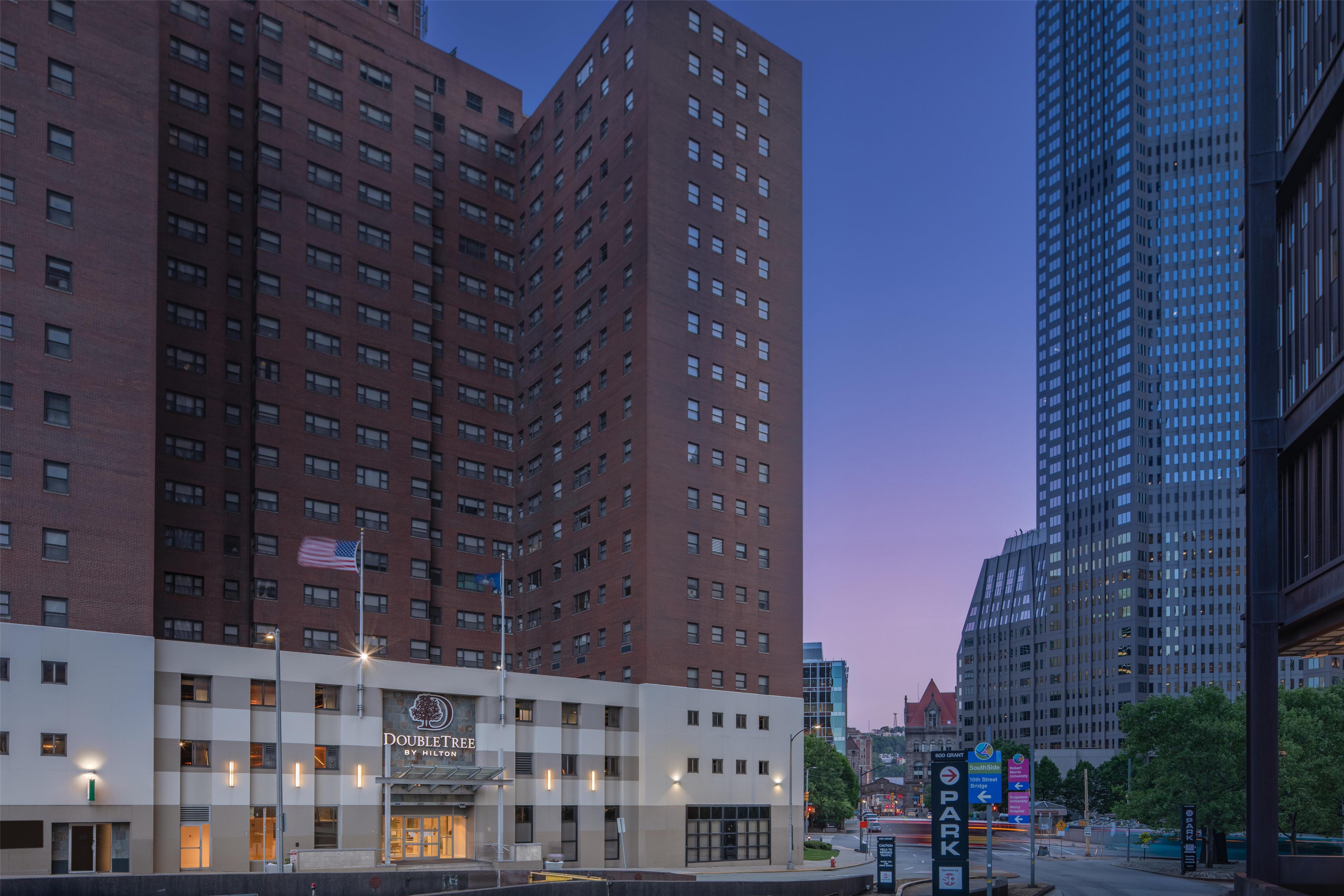 Exterior | DoubleTree by Hilton Hotel & Suites Pittsburgh Downtown