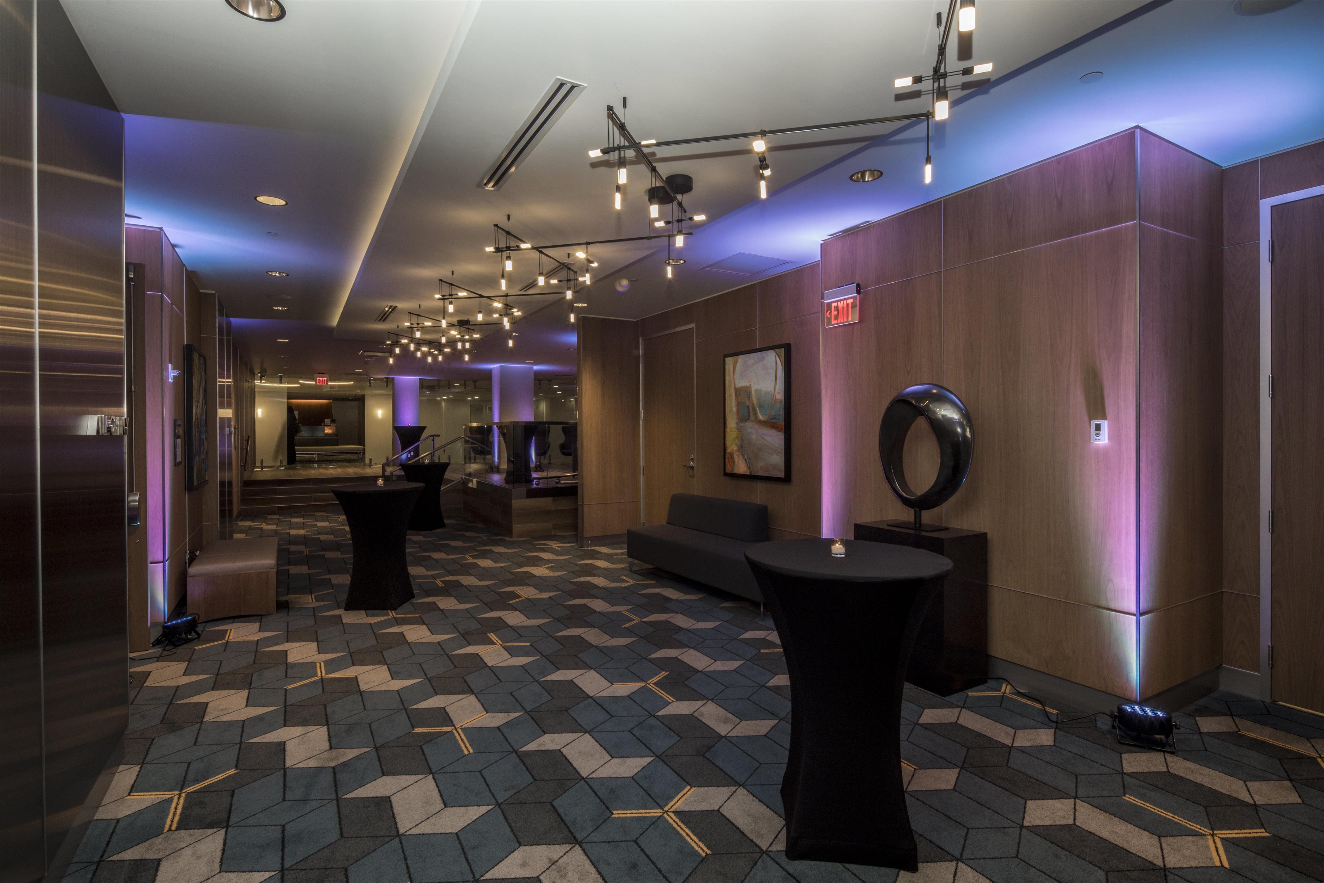Meeting Room | DoubleTree by Hilton Hotel & Suites Pittsburgh Downtown