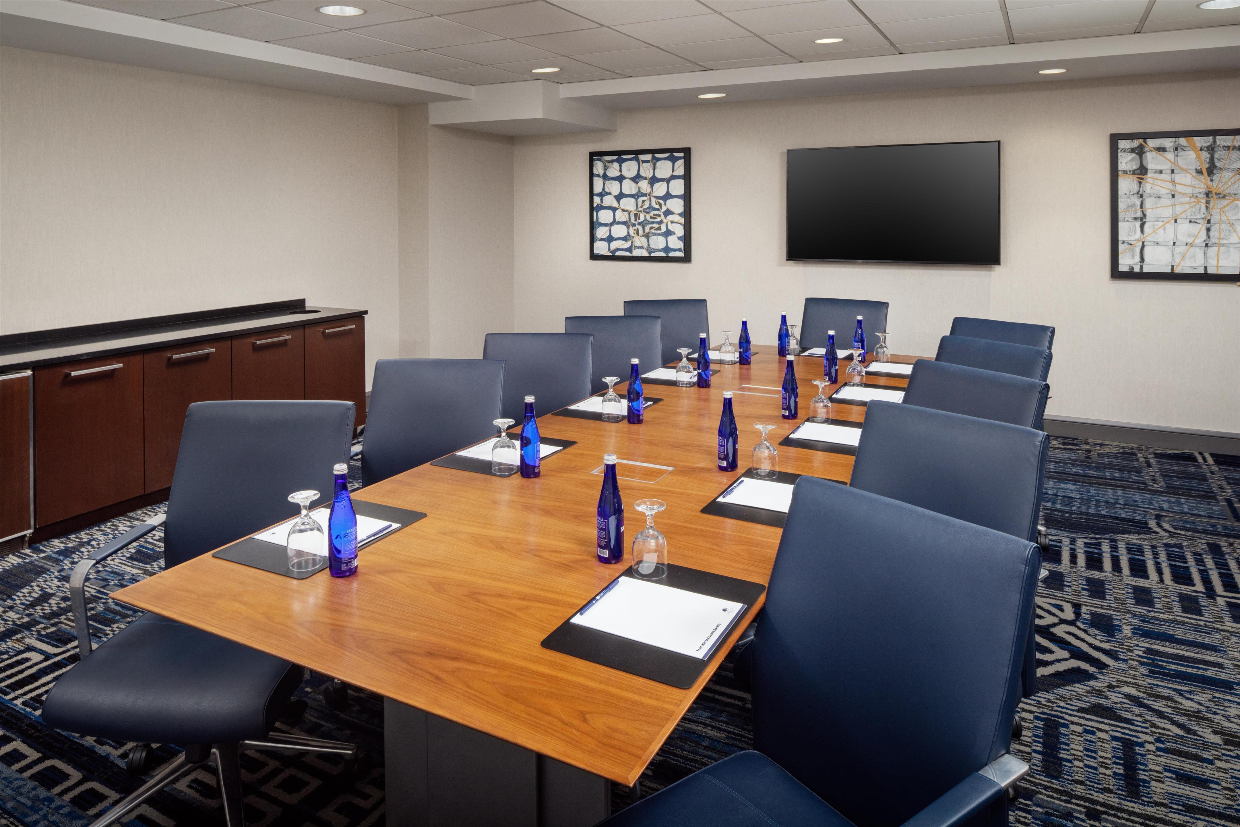 Meeting Room | DoubleTree by Hilton Hotel & Suites Pittsburgh Downtown