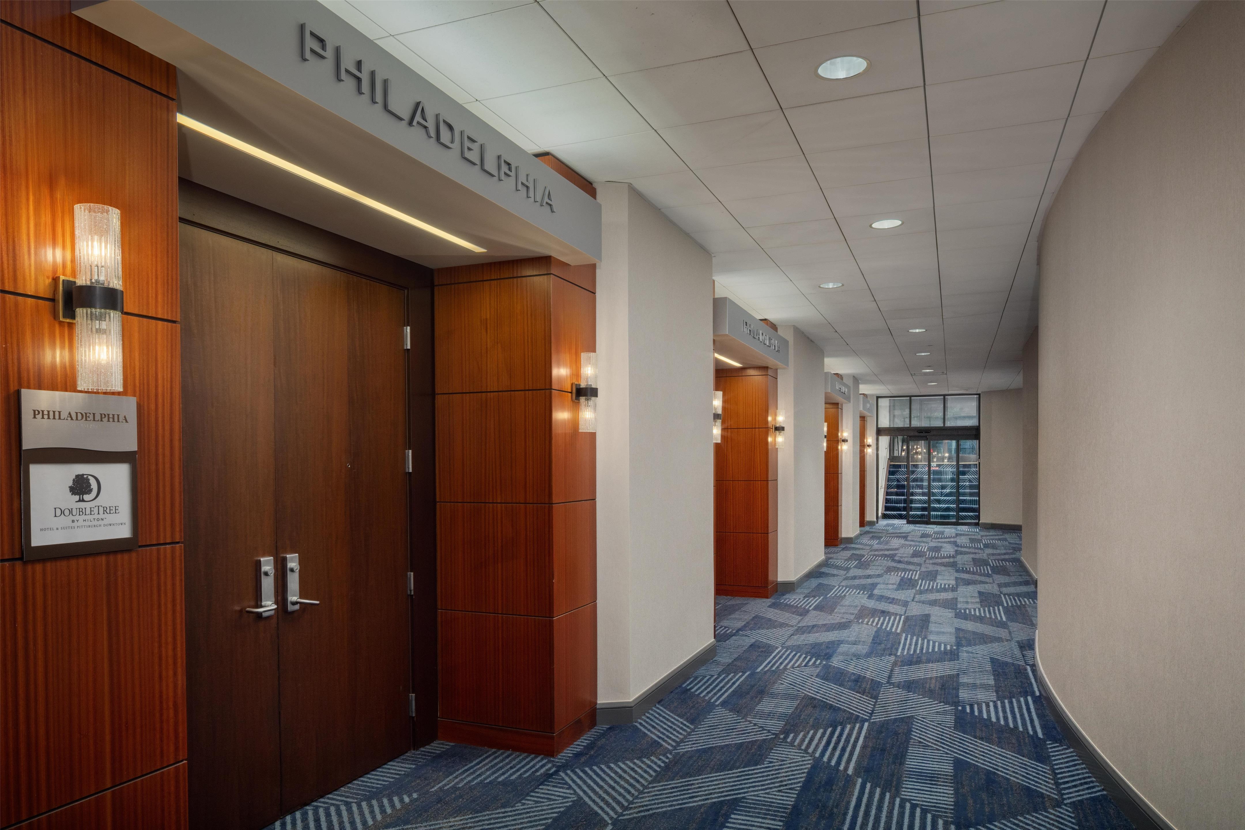 Meeting Room | DoubleTree by Hilton Hotel & Suites Pittsburgh Downtown