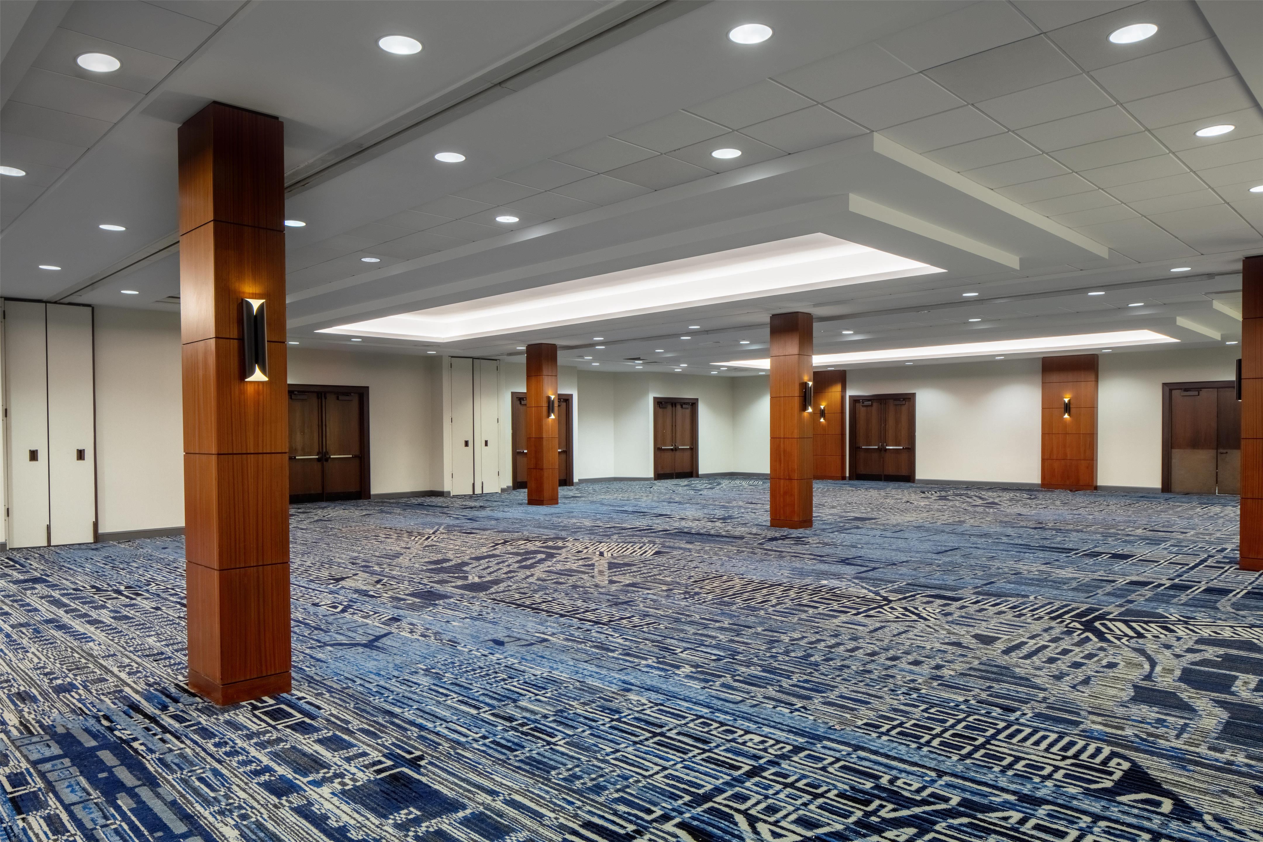 Meeting Room | DoubleTree by Hilton Hotel & Suites Pittsburgh Downtown