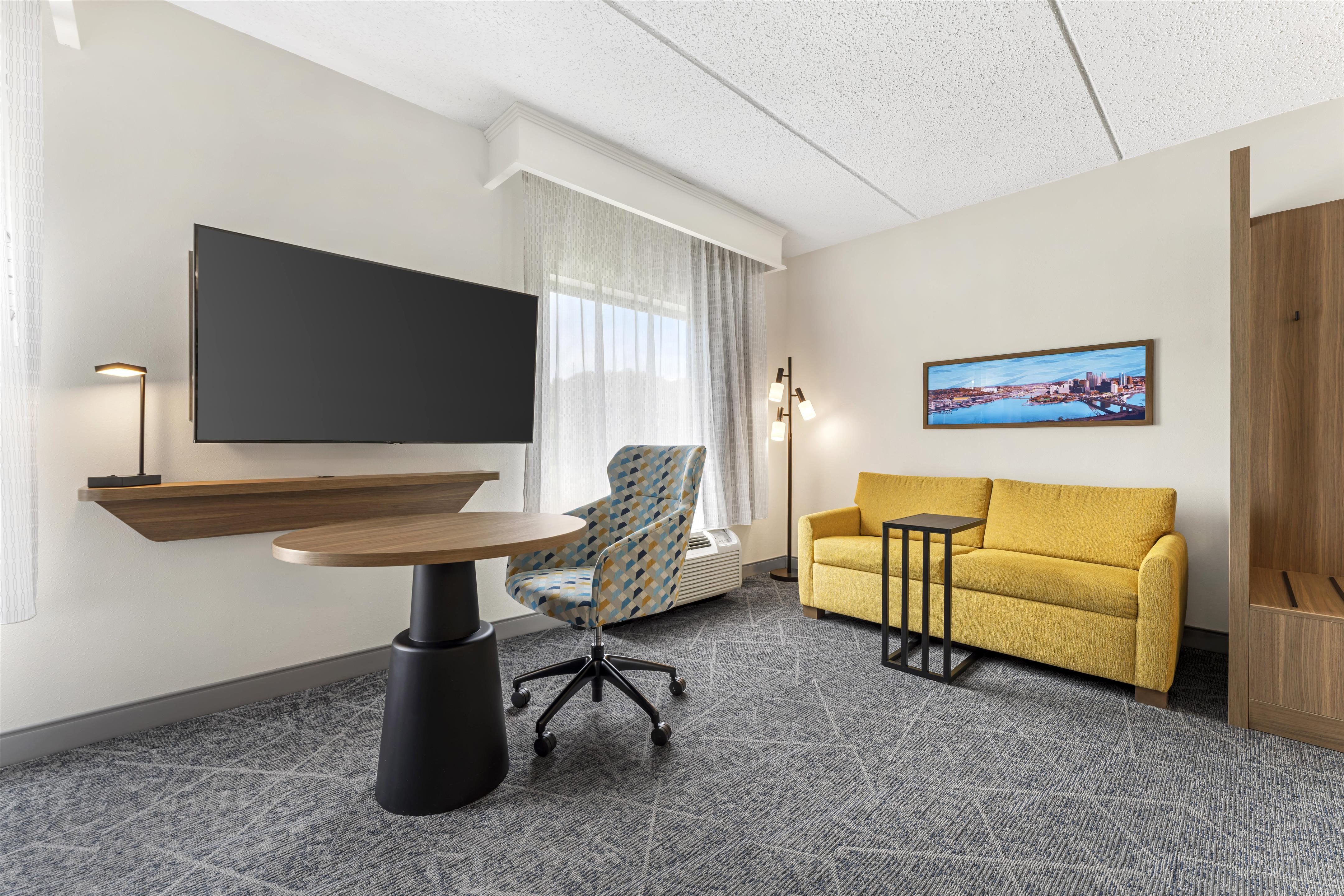 Guest room
