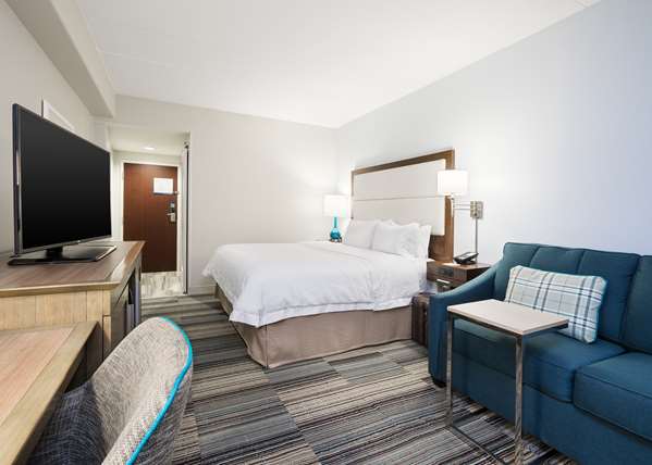  - Hampton Inn University Center Pittsburgh