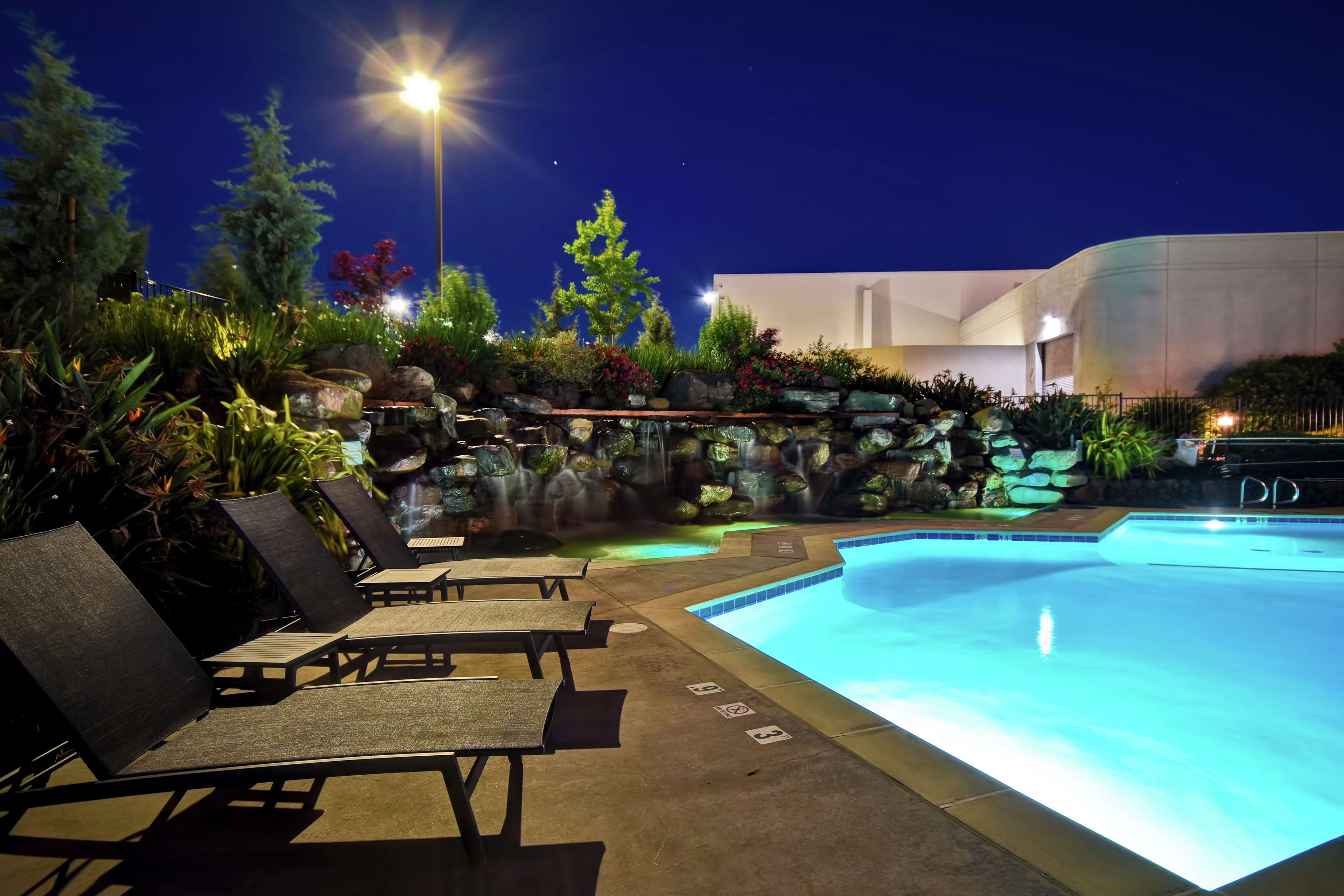DoubleTree by Hilton Pleasanton at the Club