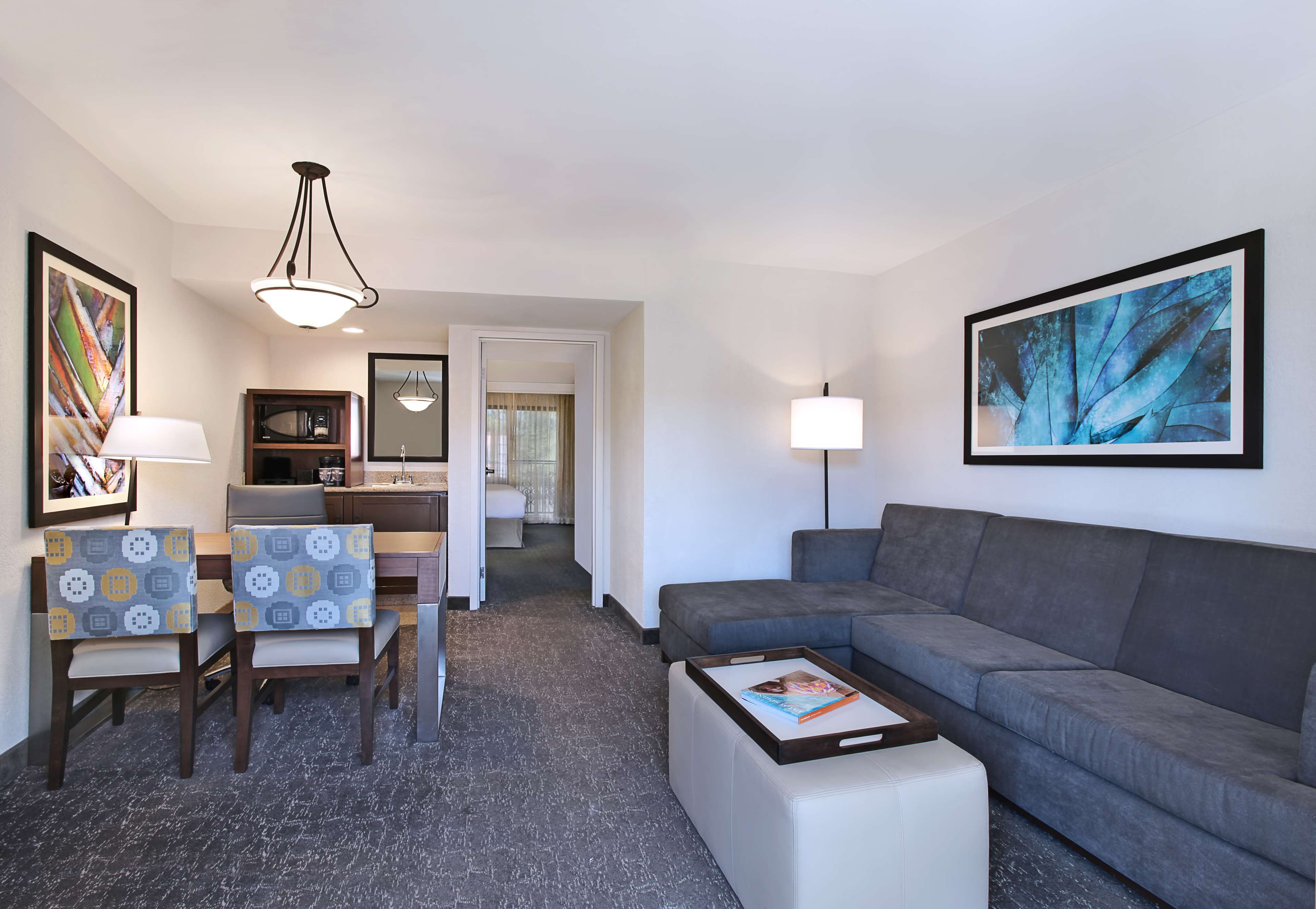 Embassy Suites by Hilton Palm Desert Room Type - 1 KING BED NONSMOKING